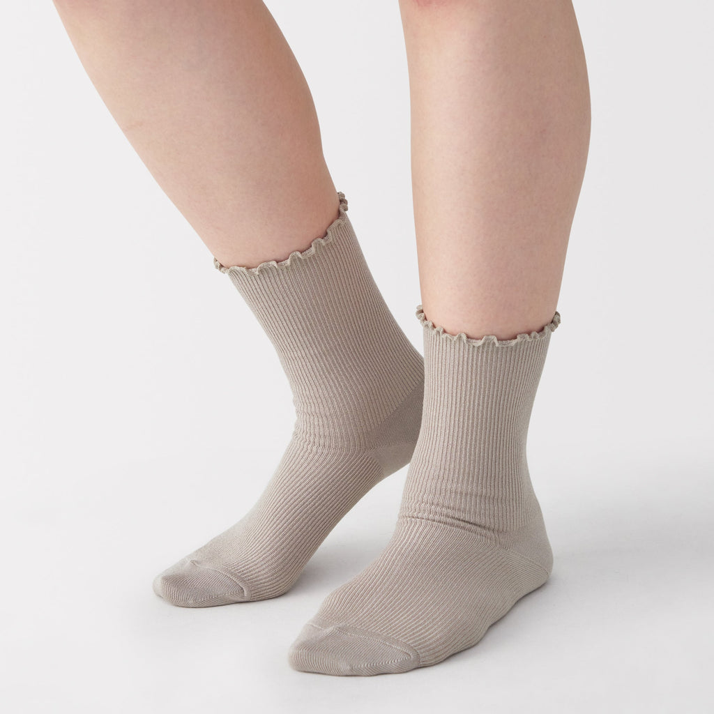 Right Angle Loose Top Socks