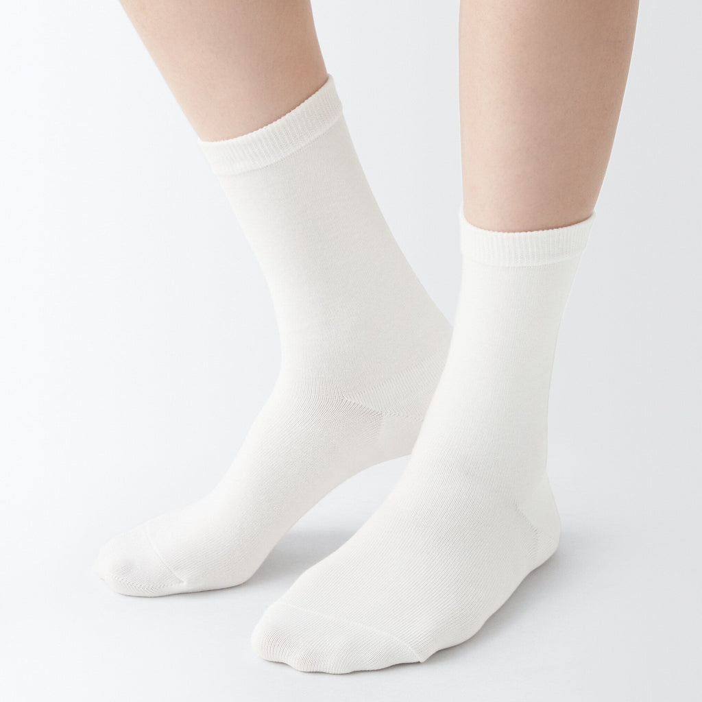Right Angle Loose Top Socks