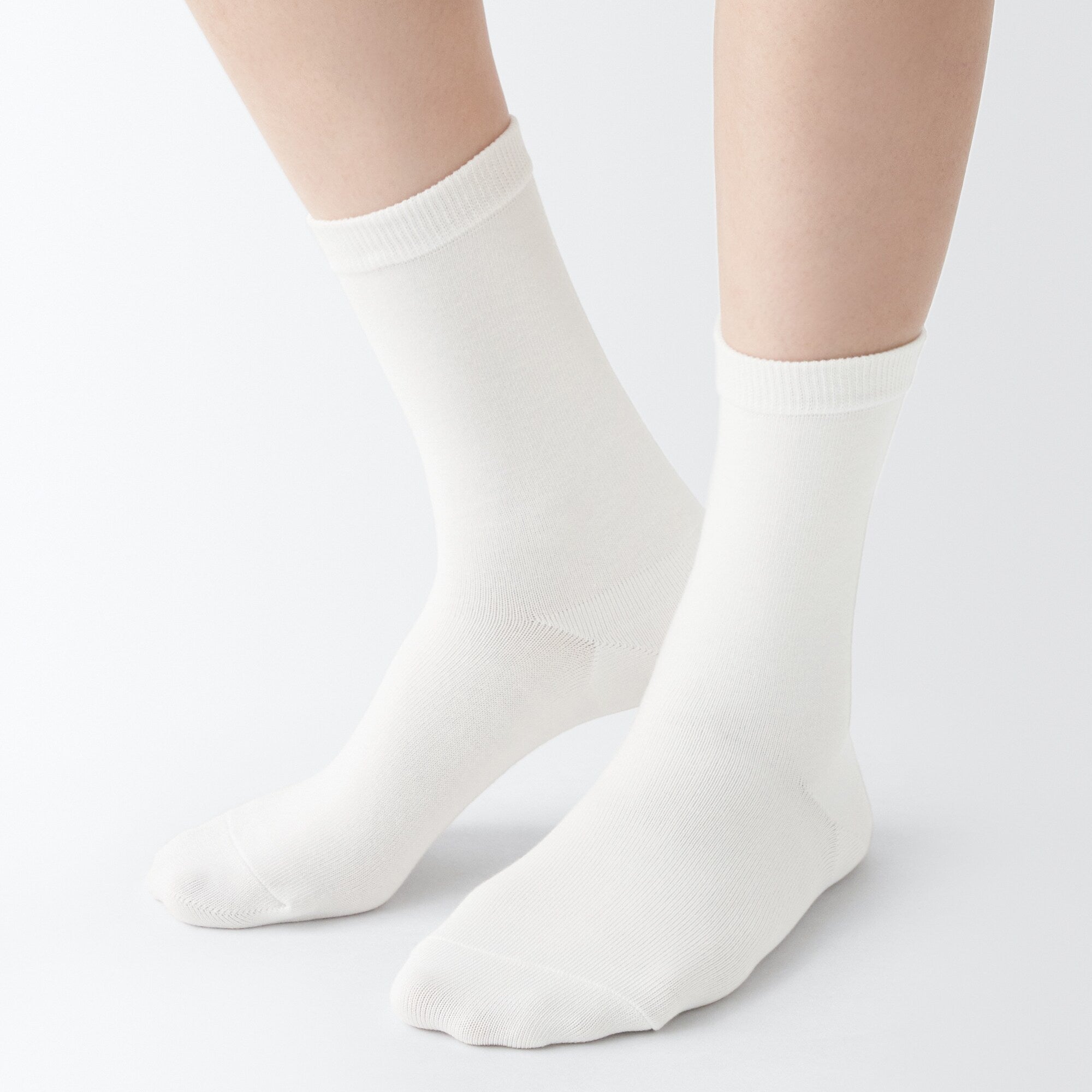 Right Angle Loose Top Socks