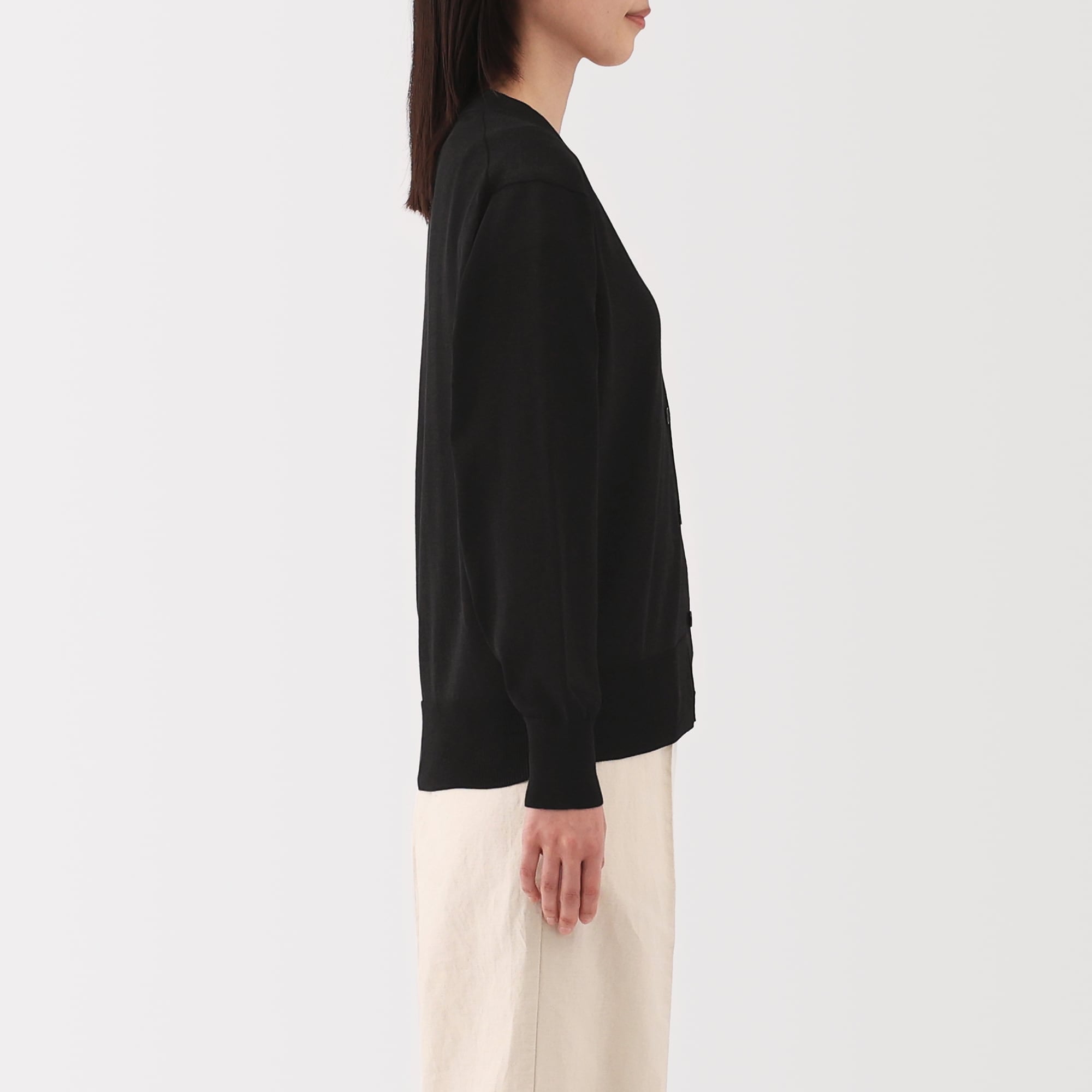 Women's Light Knit V-Neck Cardigan