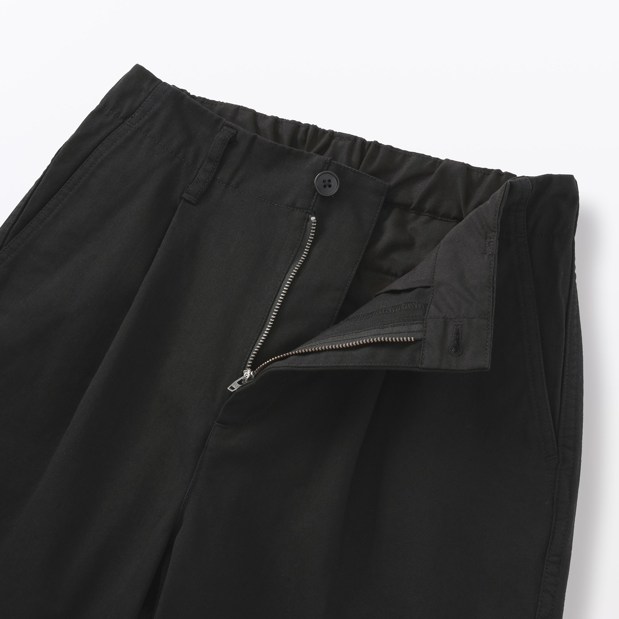 Women's Slub Yarn Chino Darted Shorts