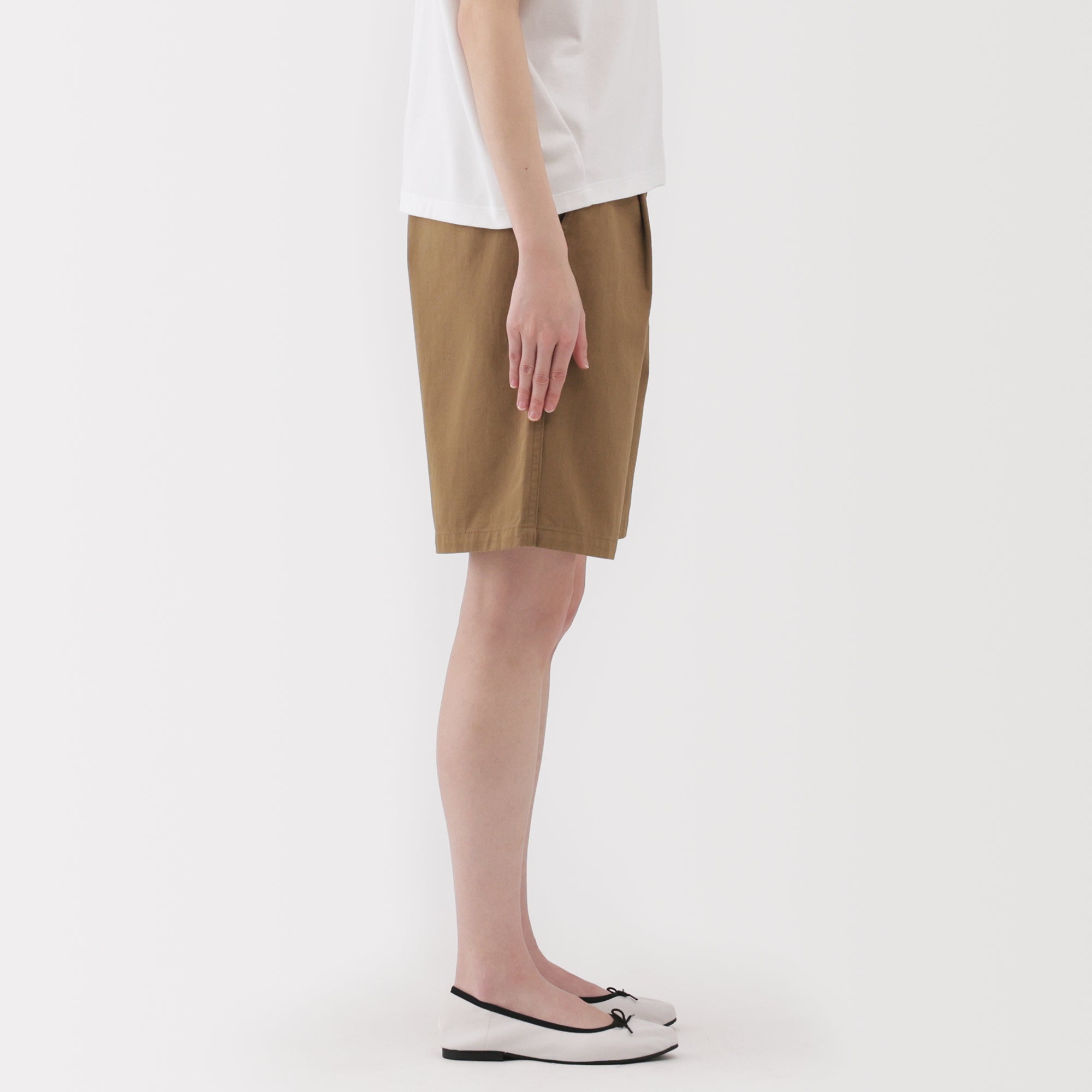 Women's Slub Yarn Chino Darted Shorts