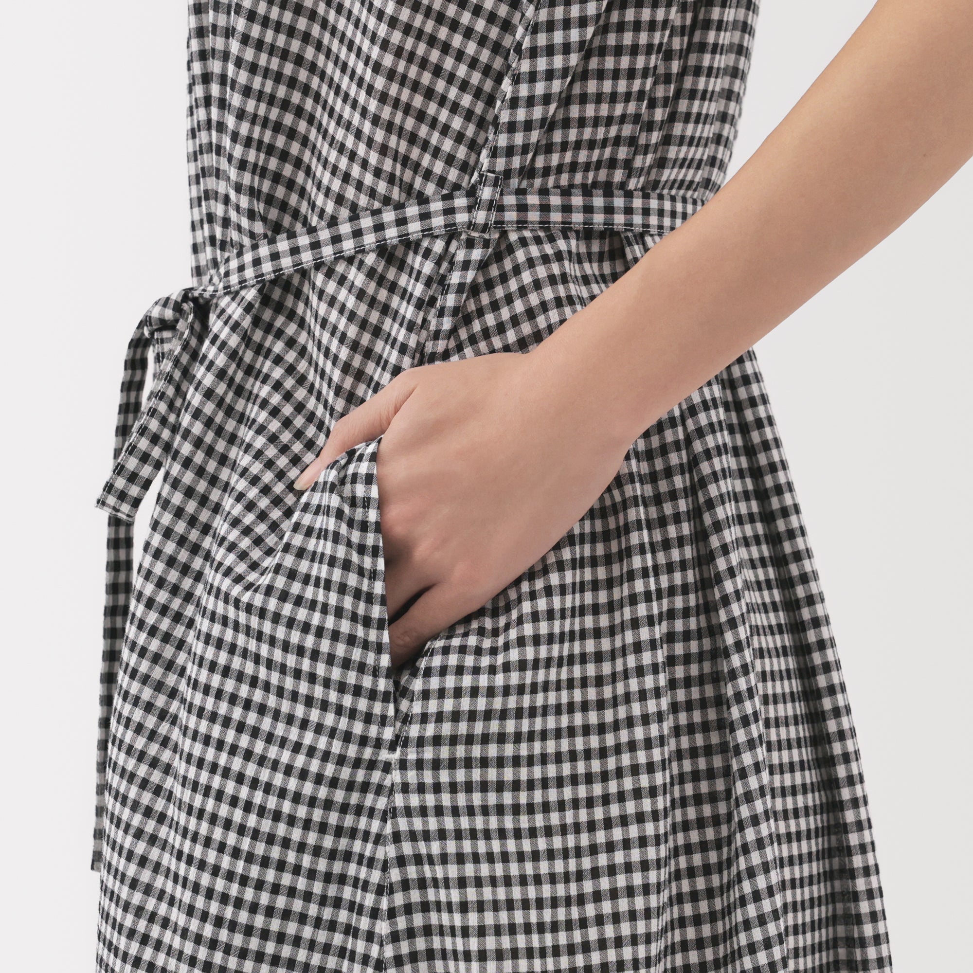 Women's High Twisted Veil French Sleeve Patterned Dress