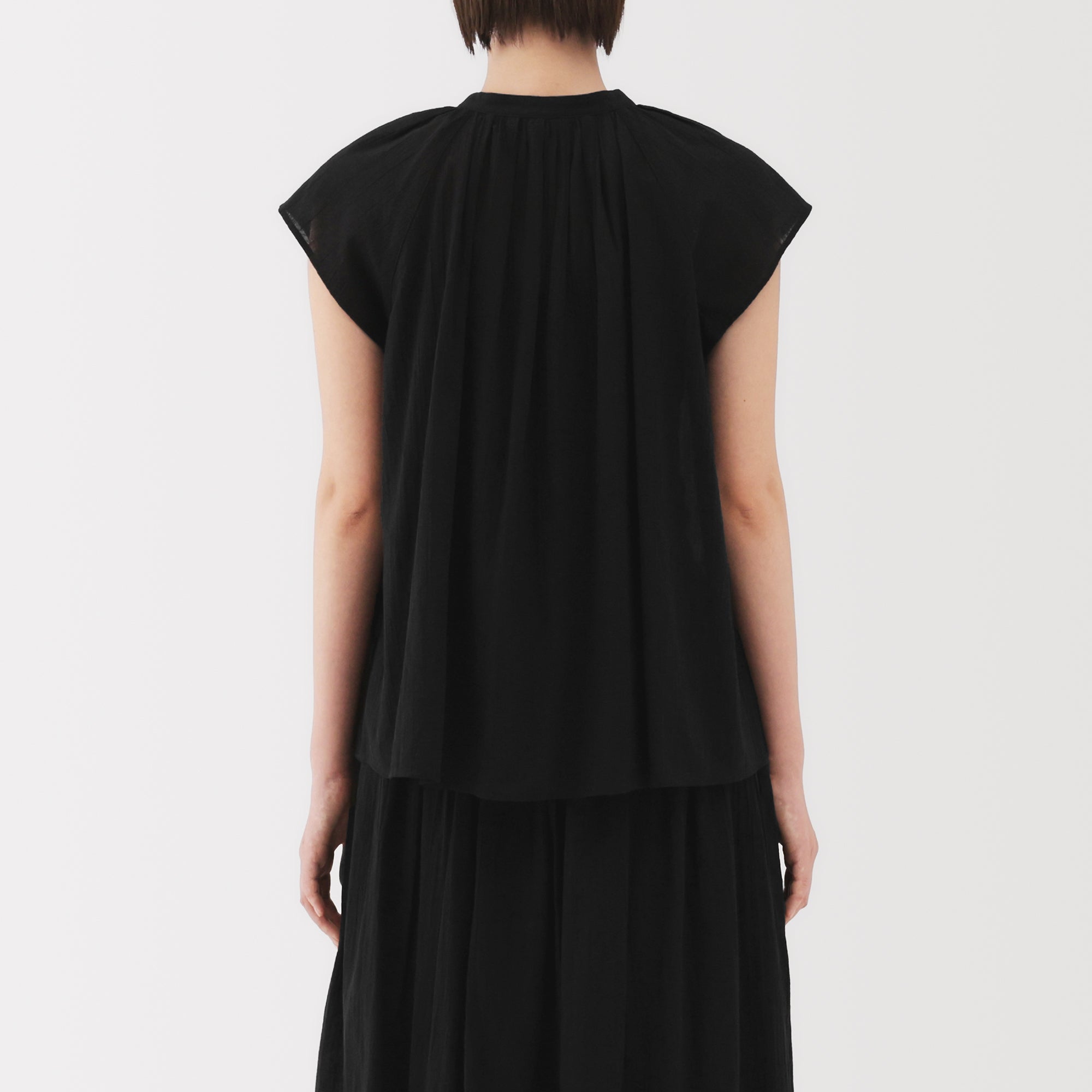 Women's High Twisted Veil French Sleeve Blouse