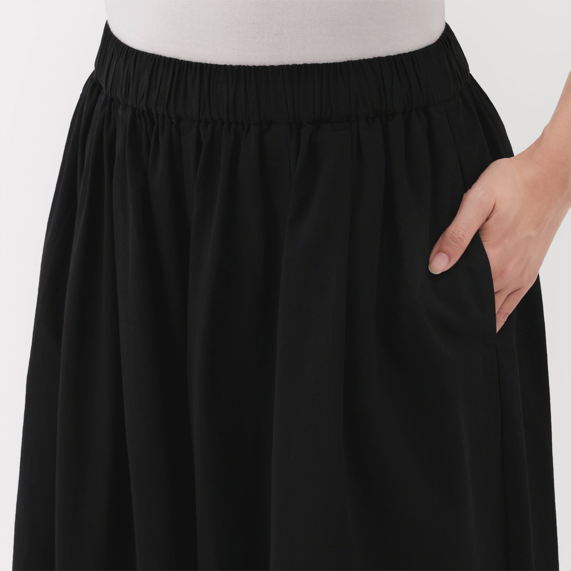 Women's Cool Touch Easy Cropped Pants