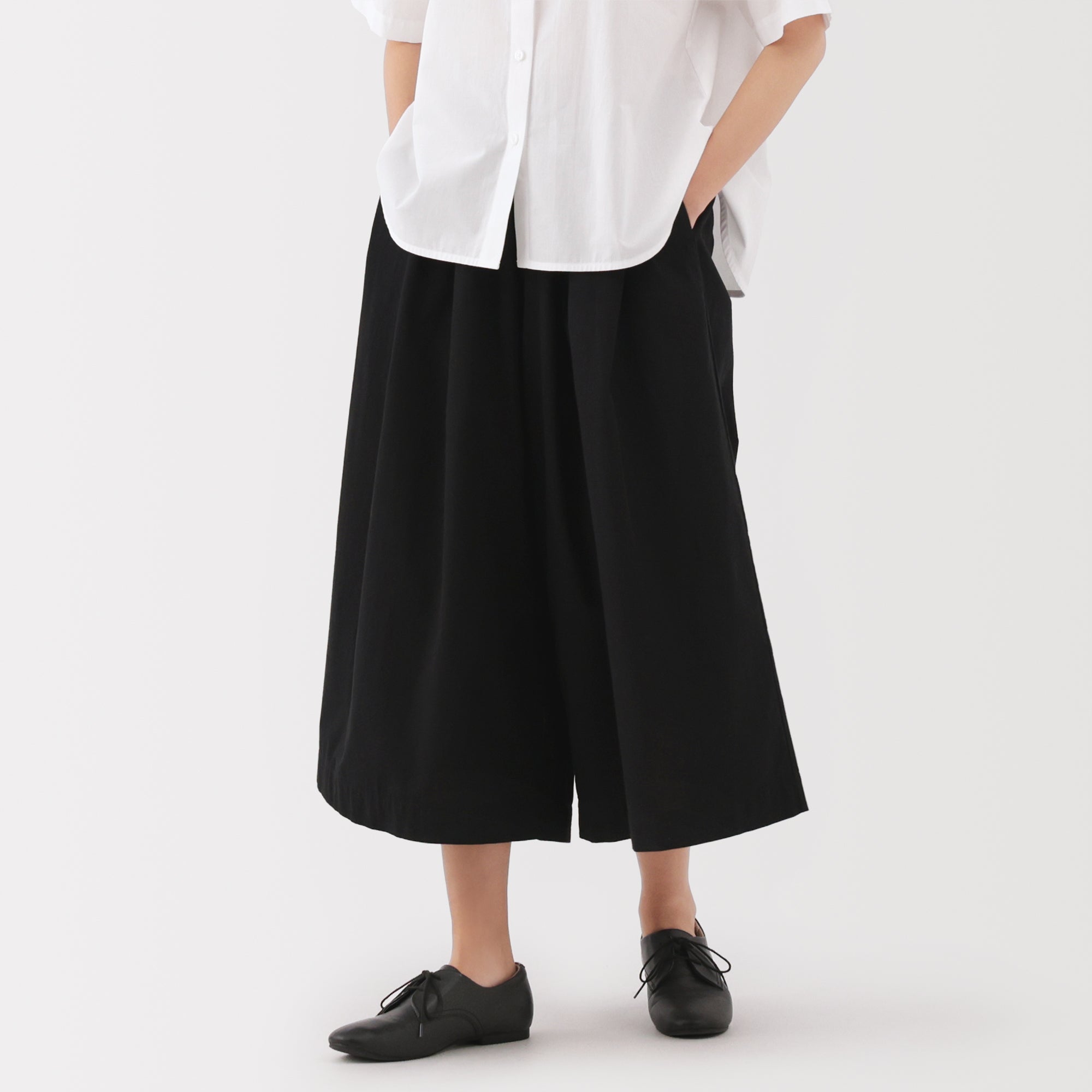 Women's Cool Touch Easy Cropped Pants