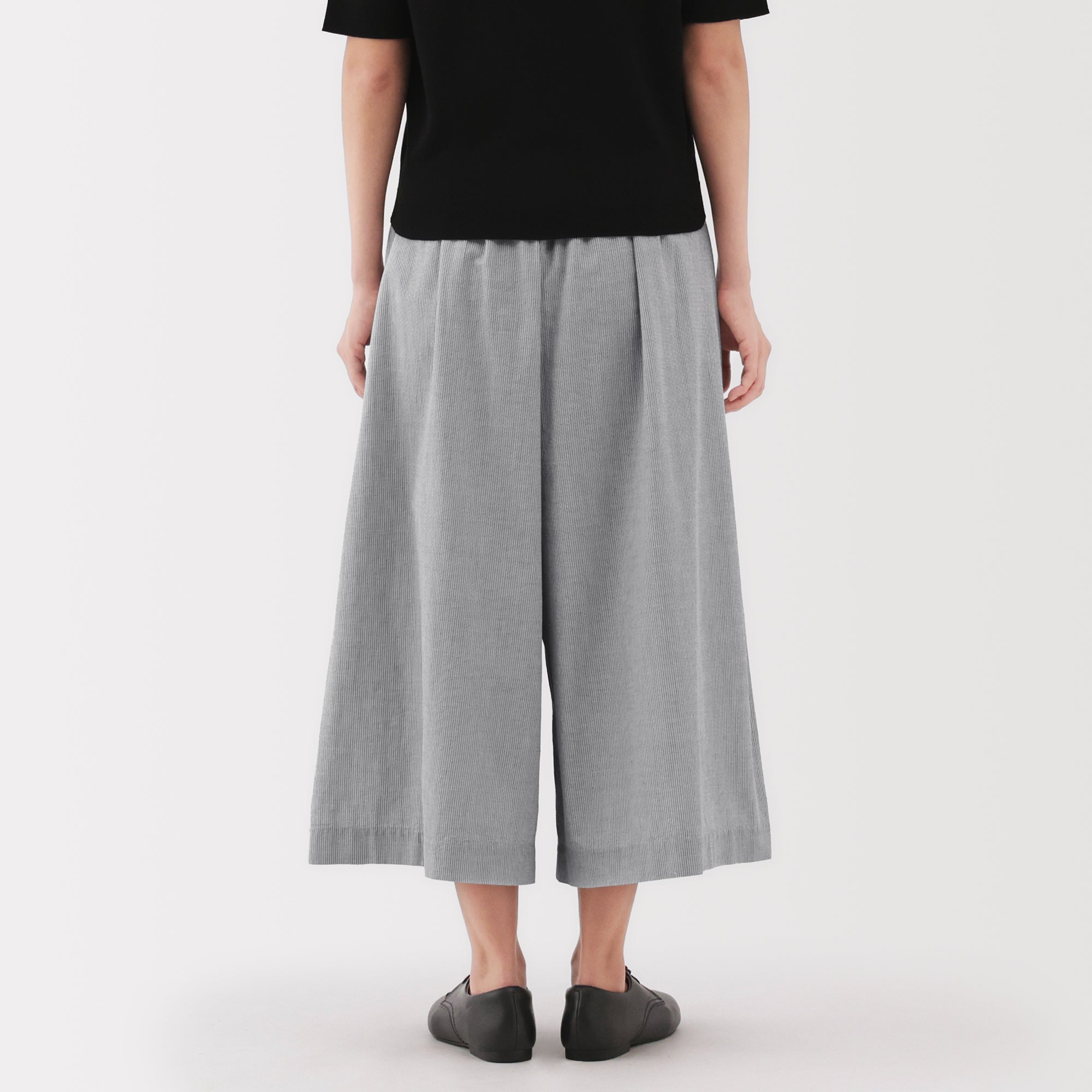 Women's Cool Touch Easy Cropped Pants