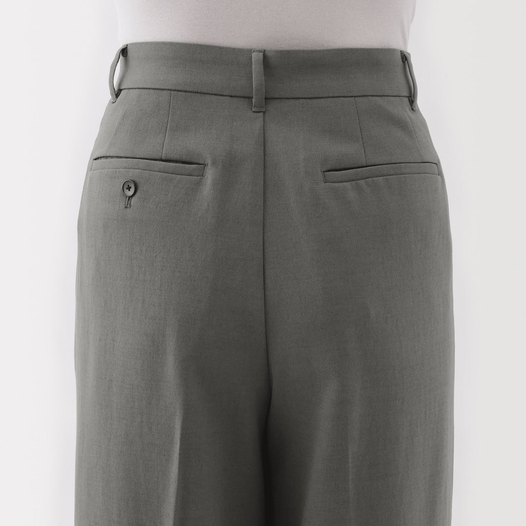 Women's Water Repellent Pleated Straight Pants