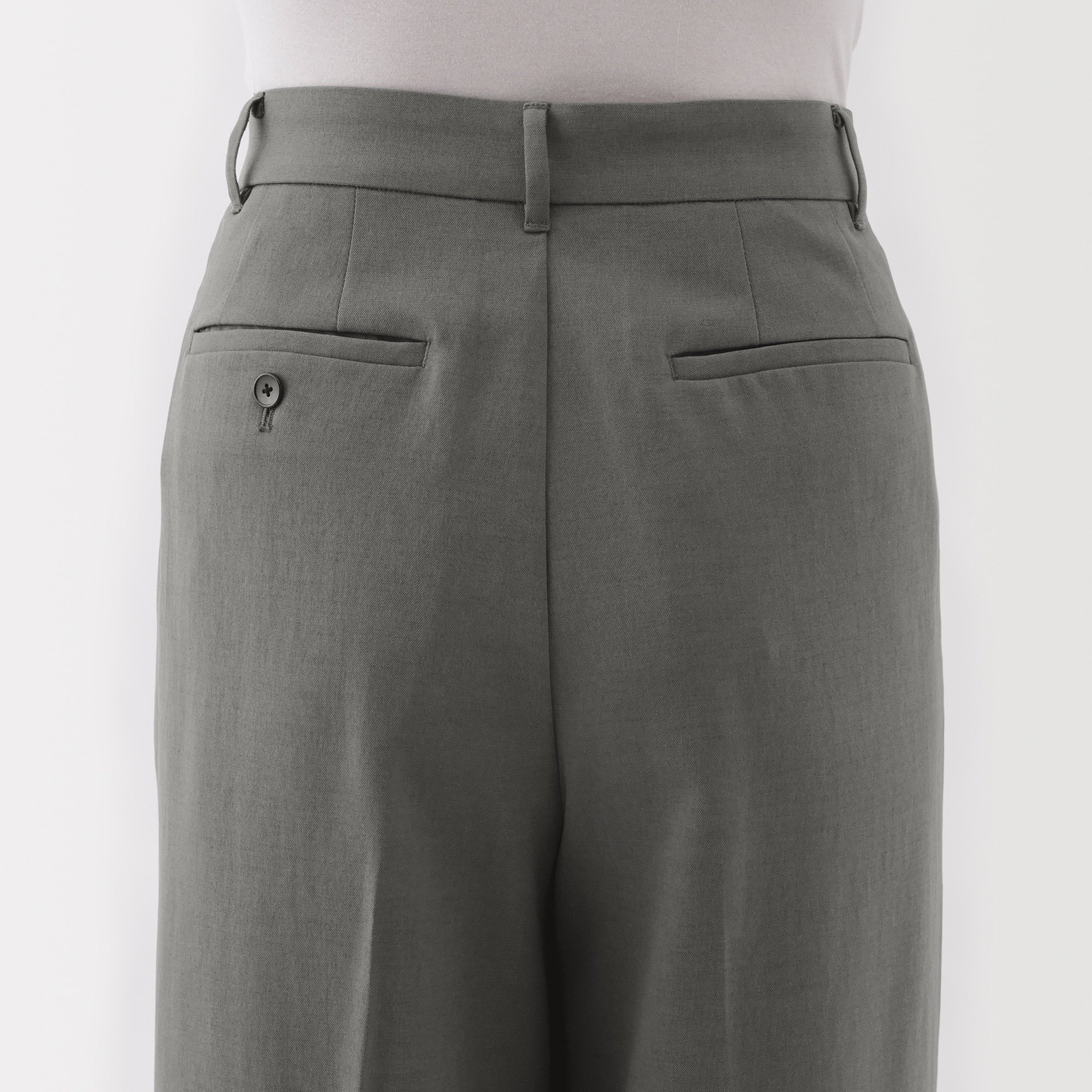 Women's Water Repellent Pleated Straight Pants