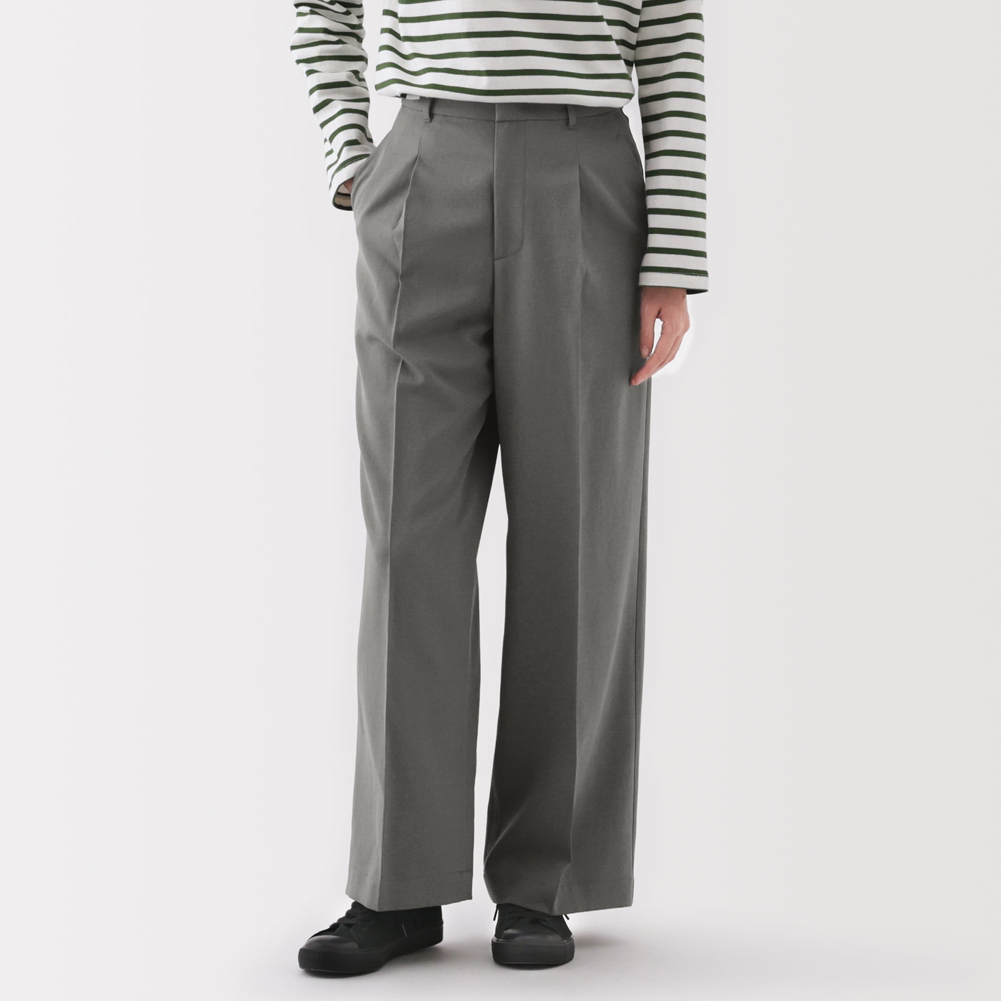 Women's Water Repellent Pleated Straight Pants