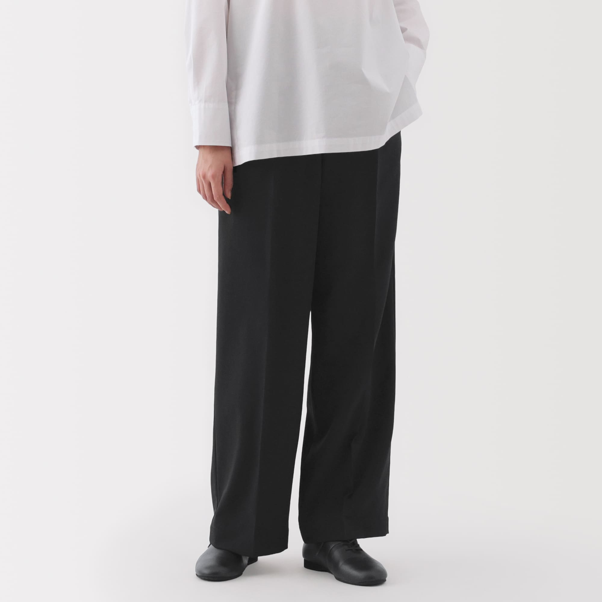 Women's Water Repellent Pleated Straight Pants