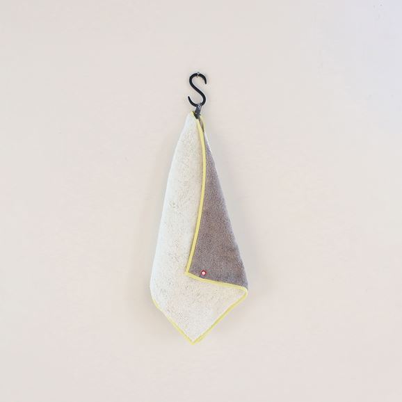Repos Face Towel - Snow White