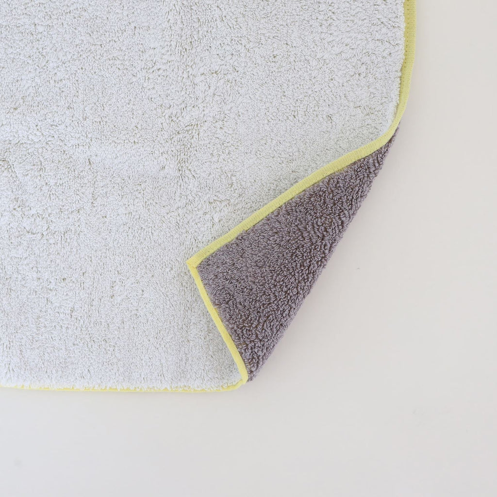 Repos Mini Bath Towel - Snow White