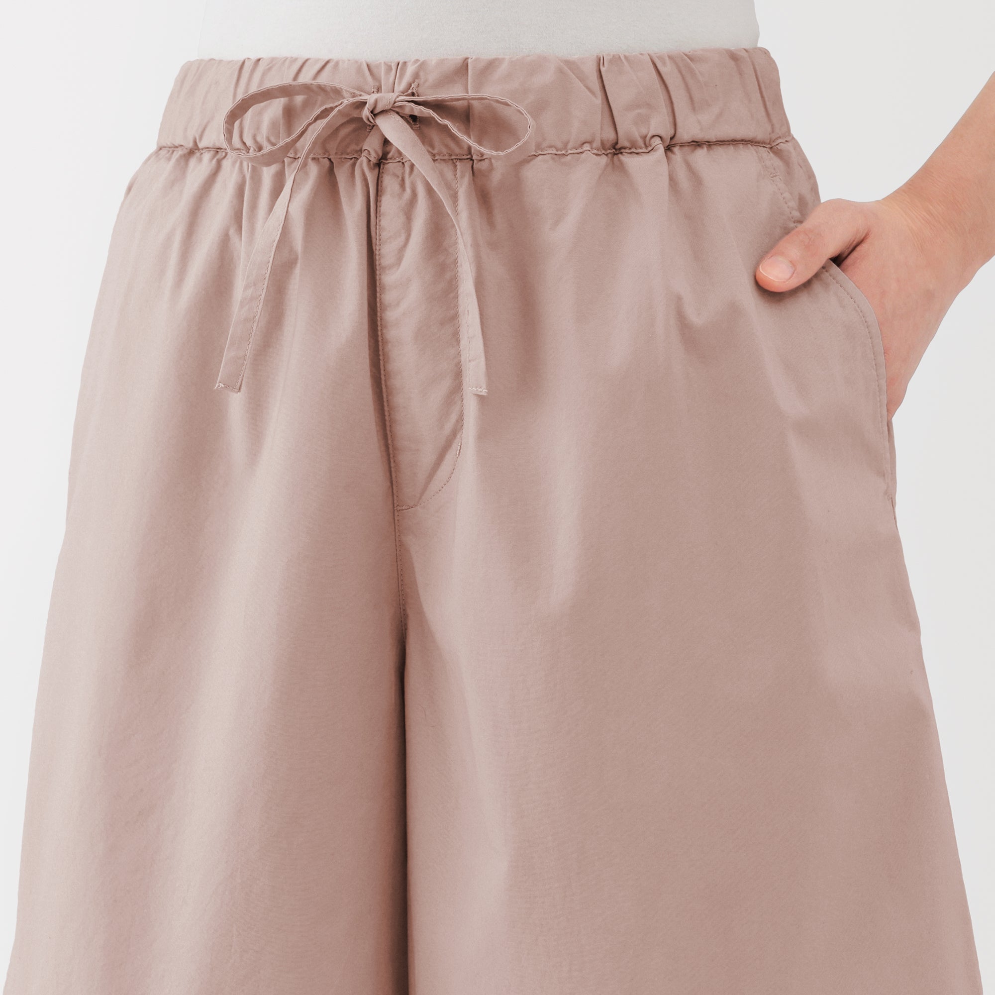 Women's Washed Broadcloth Shorts