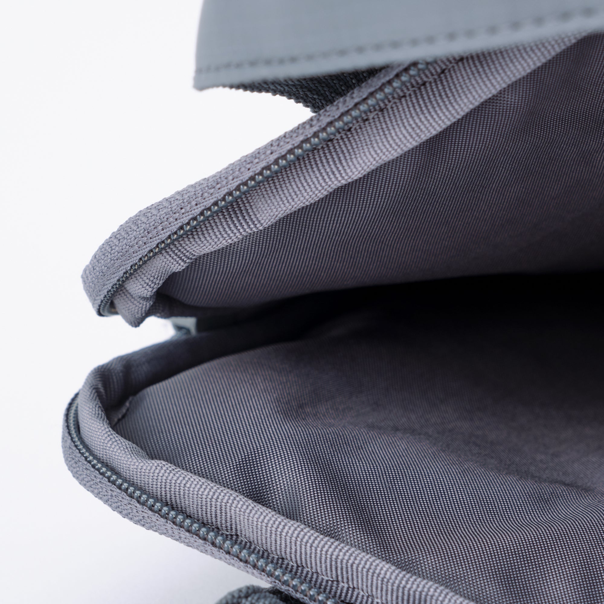 Parachute Cloth Tall Laptop Bag - Gray