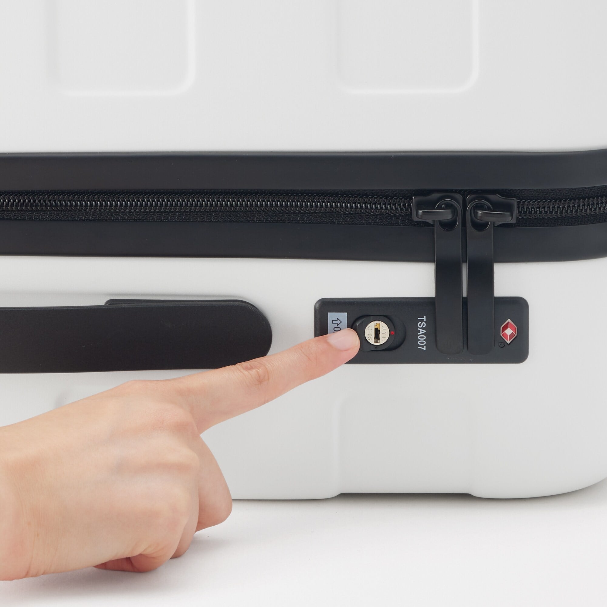 Adjustable Handle Hard Shell Suitcase 36L | Carry-On