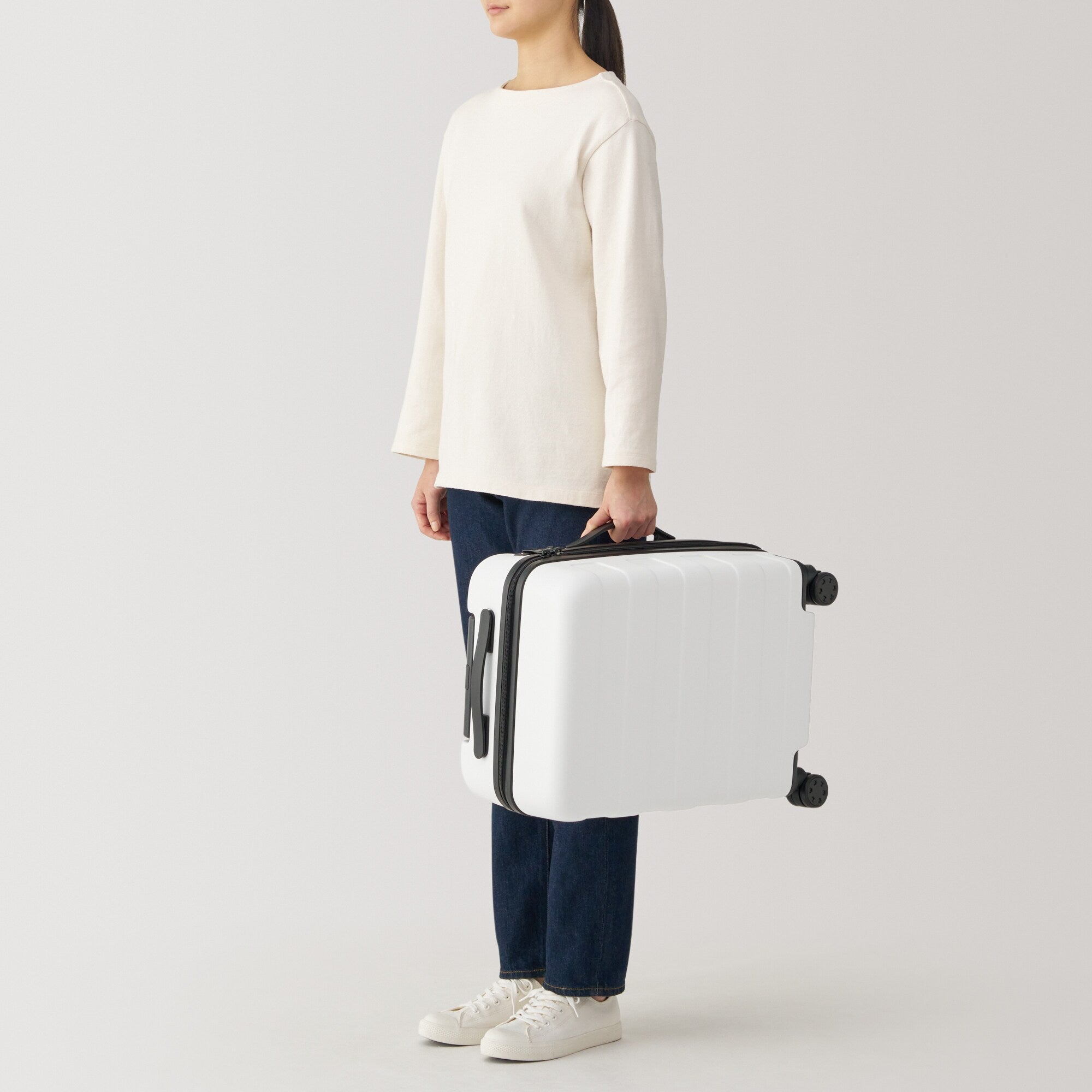 Adjustable Handle Hard Shell Suitcase 36L | Carry-On