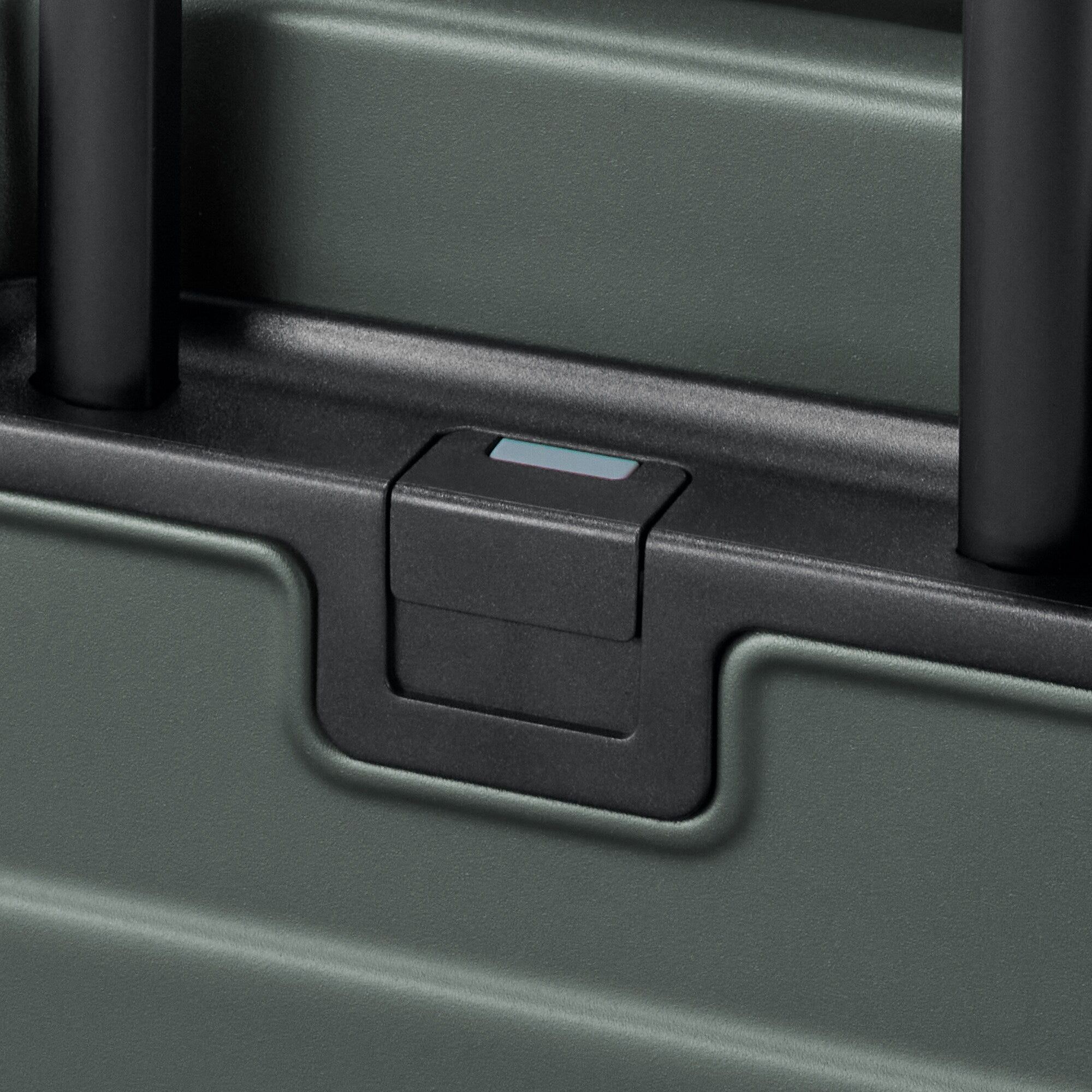 Adjustable Handle Hard Shell Suitcase 36L | Carry-On