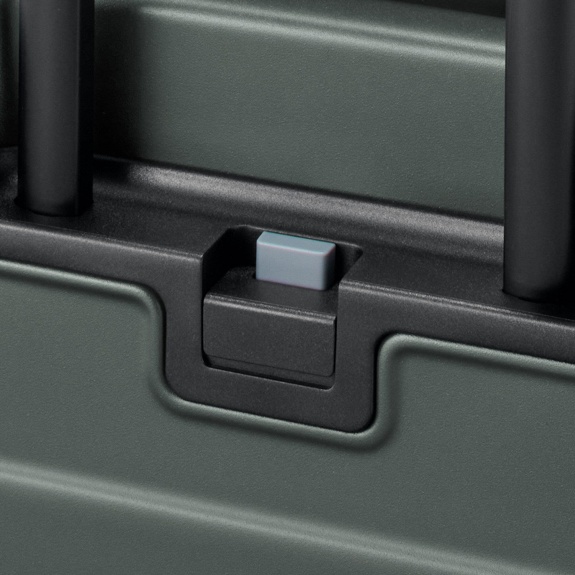 Adjustable Handle Hard Shell Suitcase 36L | Carry-On