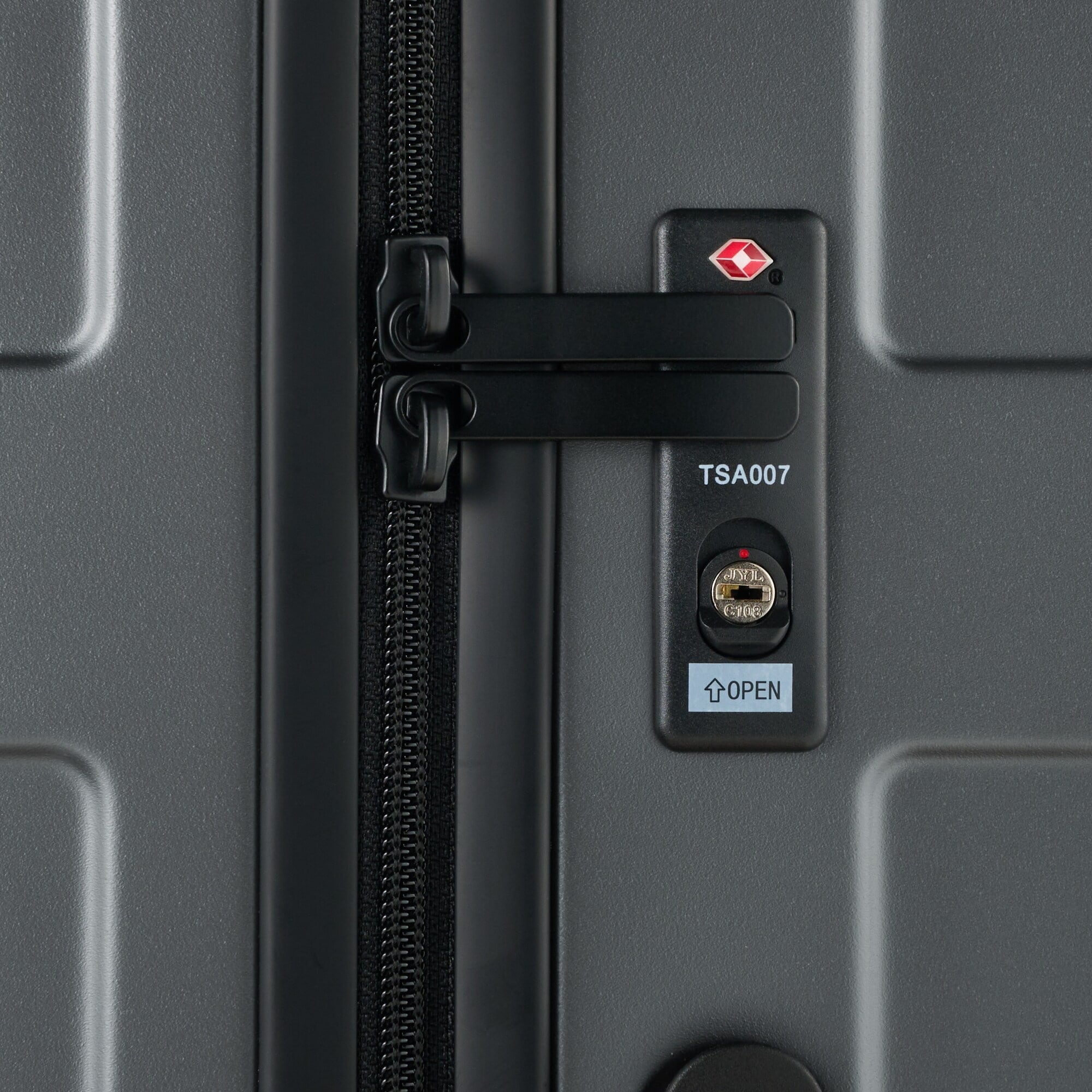 Adjustable Handle Hard Shell Suitcase 36L | Carry-On