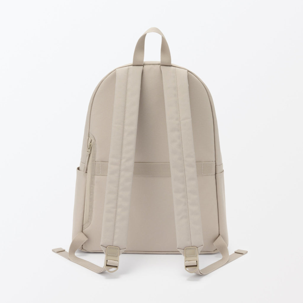 Less Tiring Water Repellent Backpack