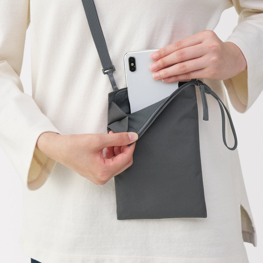 Water Repellent 2-Way Mini Sacoche