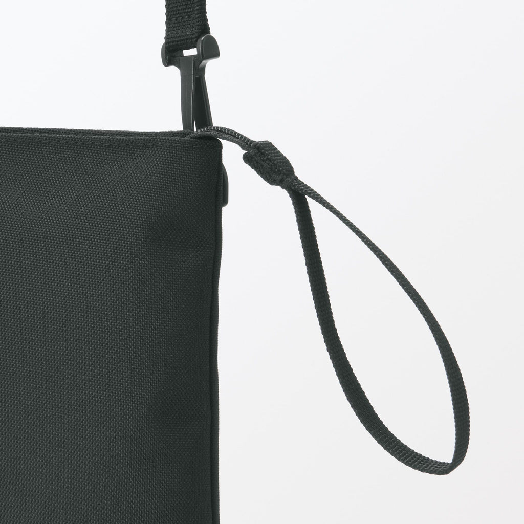 Water Repellent 2-Way Mini Sacoche