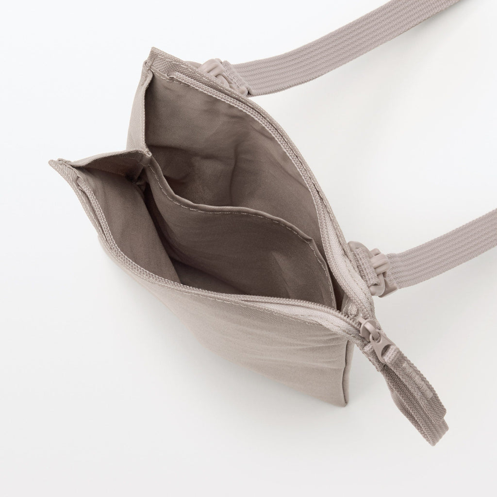 Water Repellent 2-Way Mini Sacoche