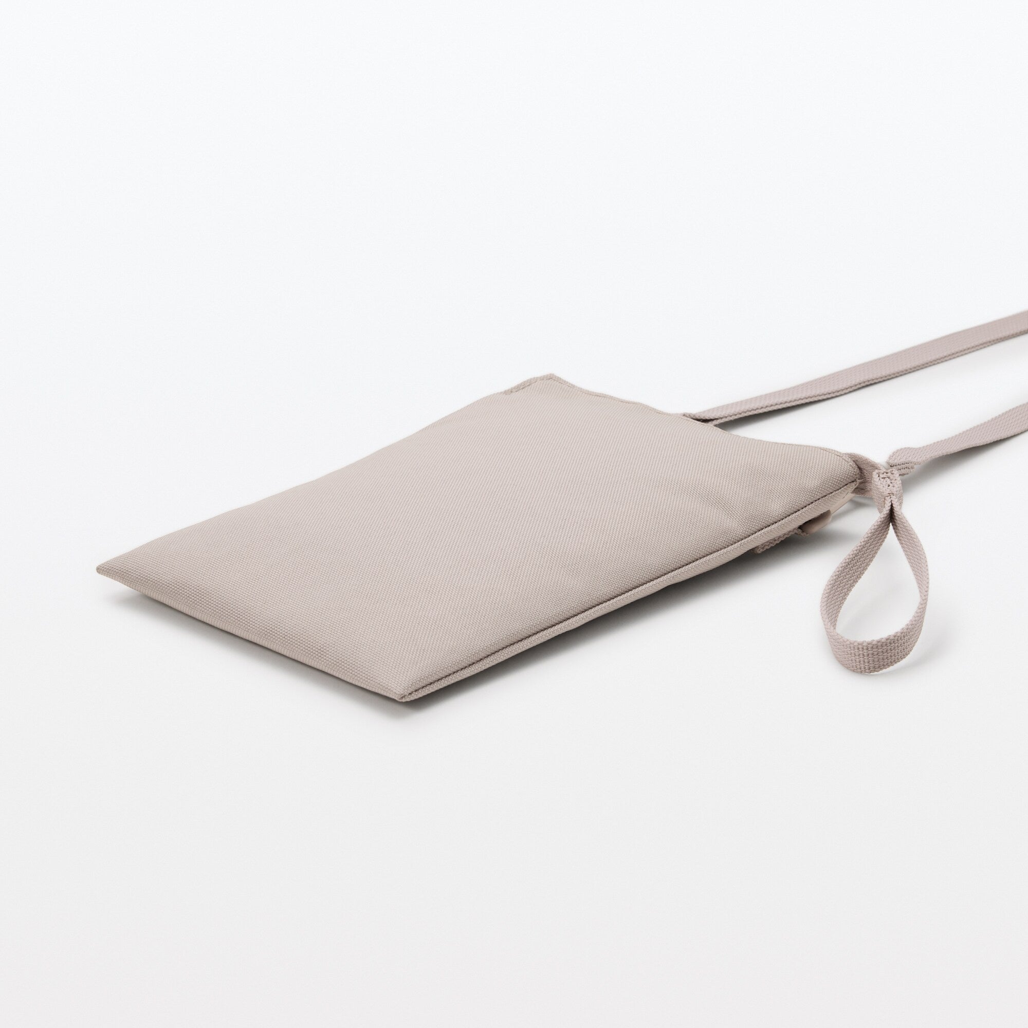 Water Repellent 2-Way Mini Sacoche