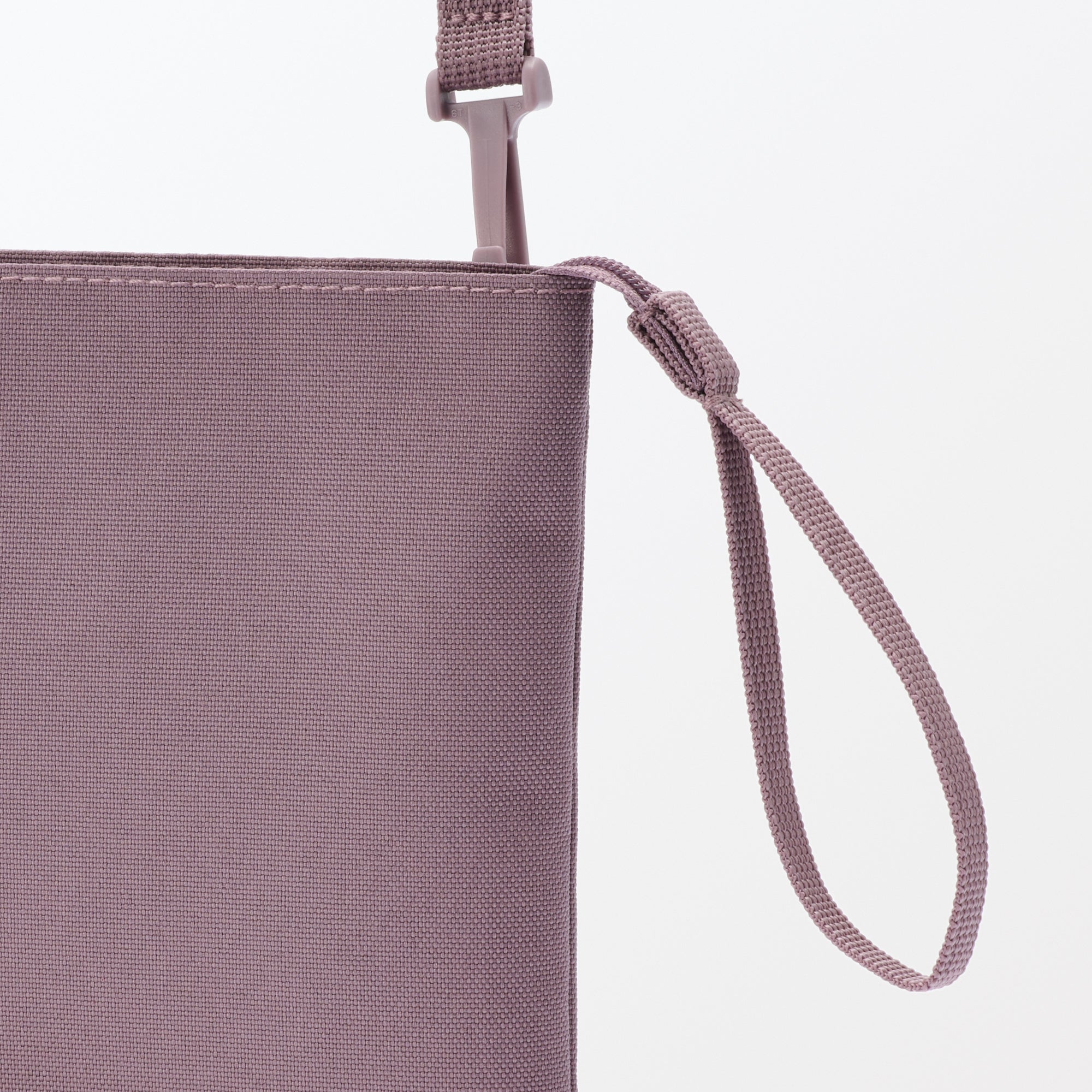 Water Repellent 2-Way Mini Sacoche