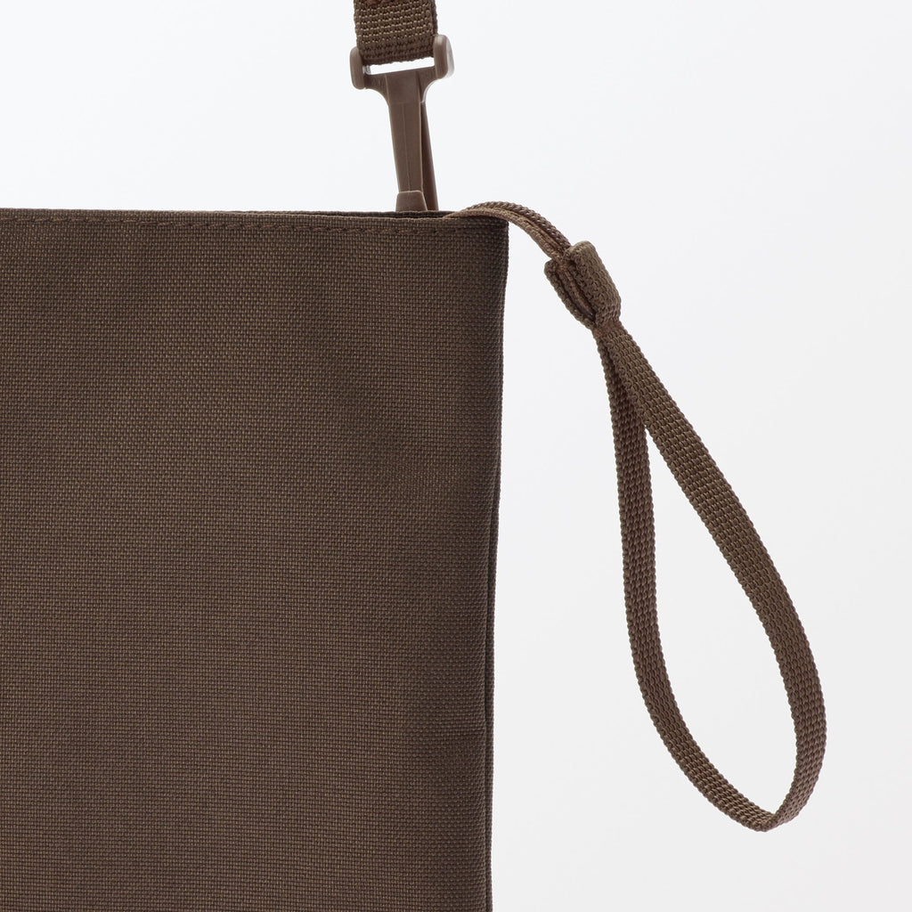 Water Repellent 2-Way Mini Sacoche
