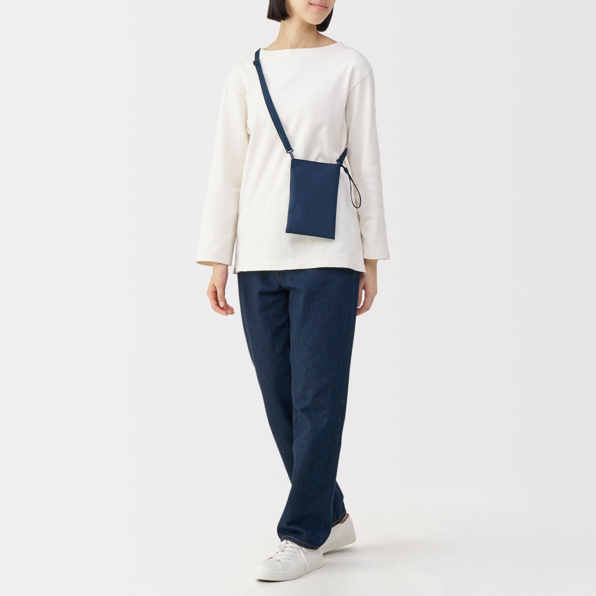 Water Repellent 2-Way Mini Sacoche