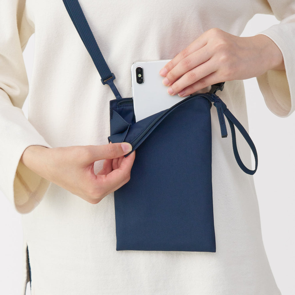 Water Repellent 2-Way Mini Sacoche