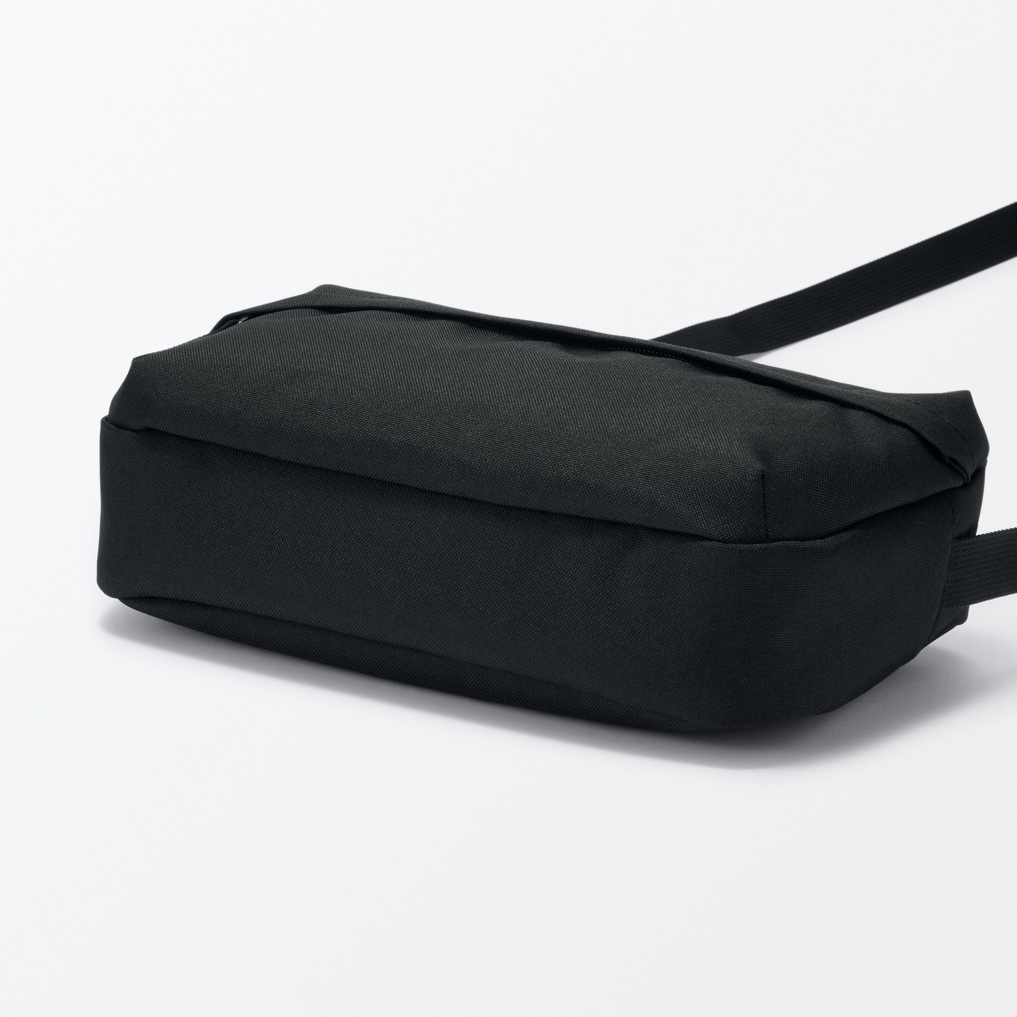 Water Repellent Shoulder Bag