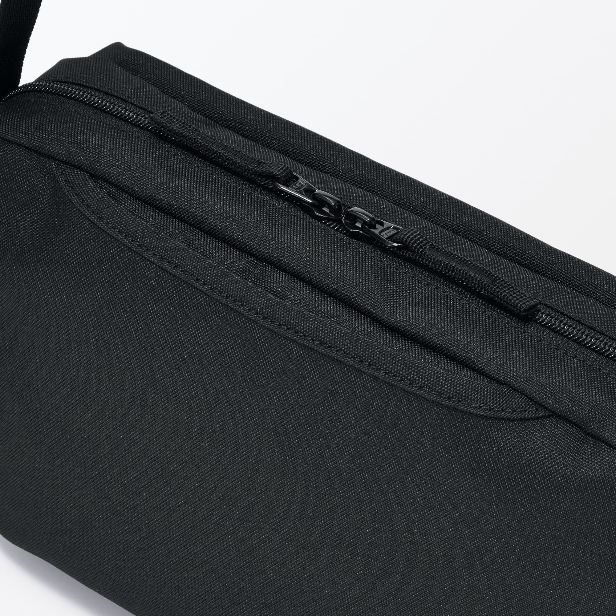Water Repellent Shoulder Bag