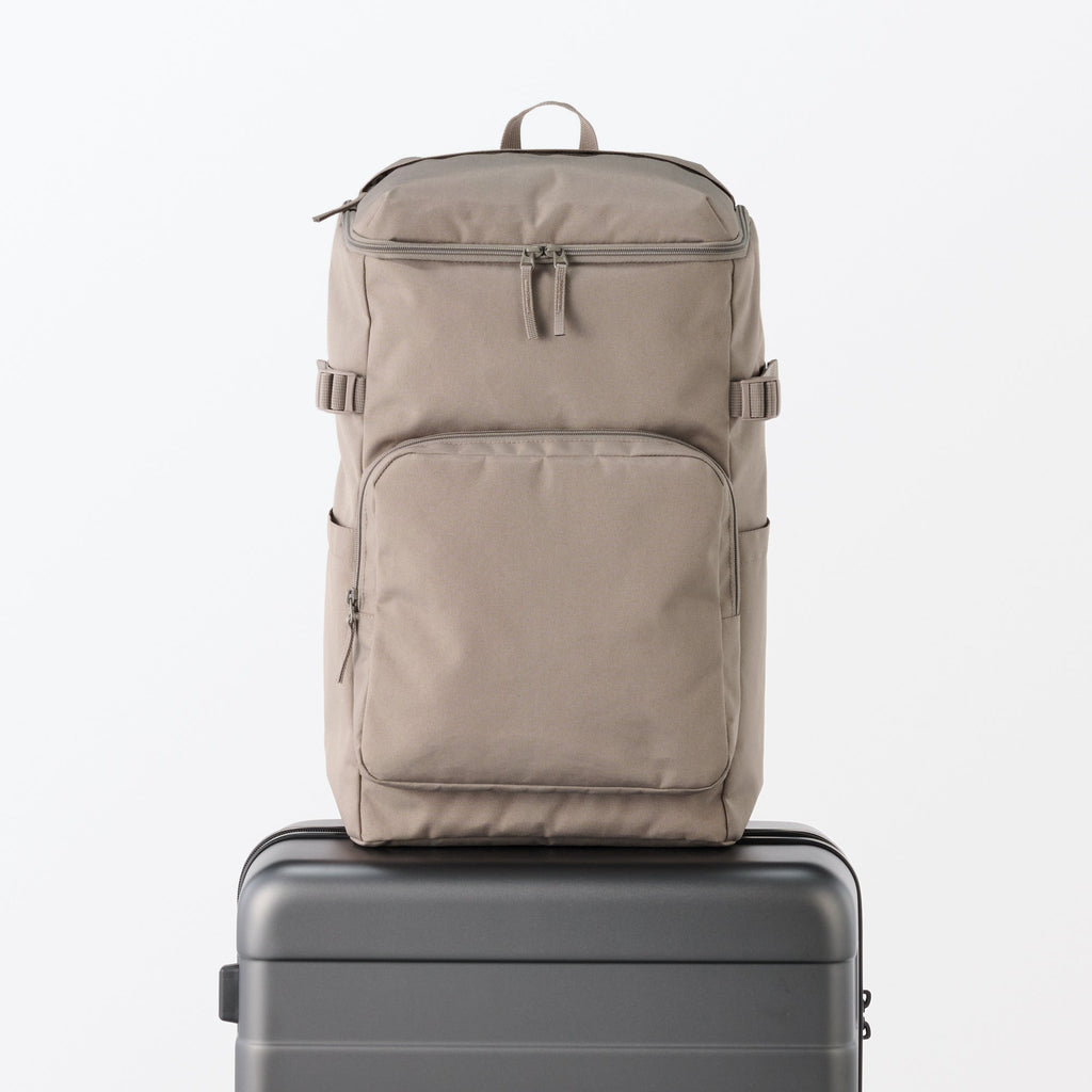 Less Tiring Water Repellent Toploader Backpack
