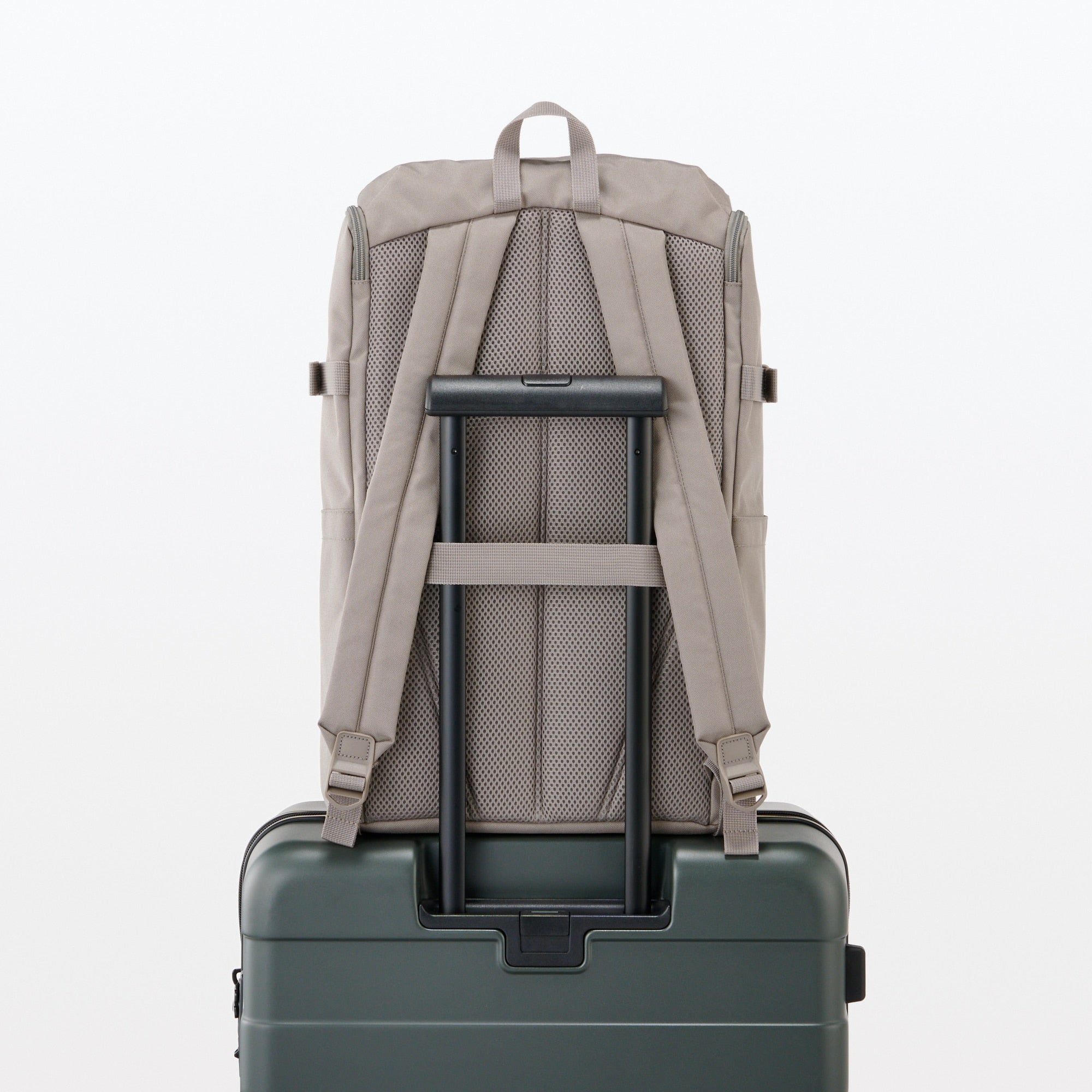 Less Tiring Water Repellent Toploader Backpack