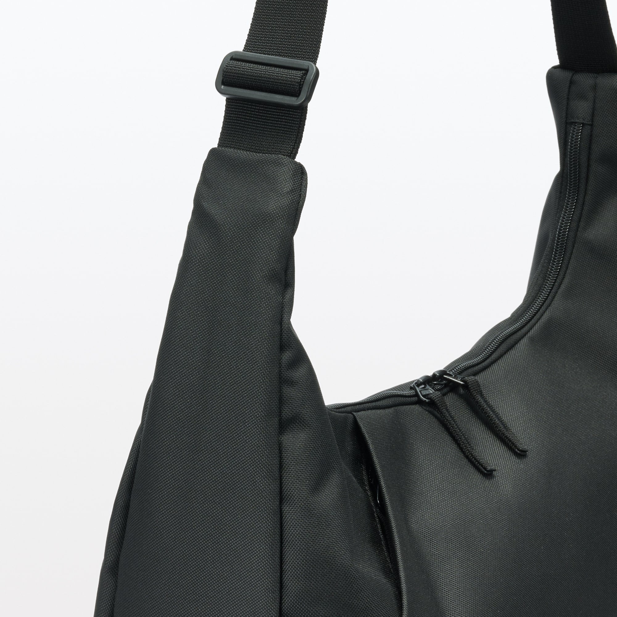 Water Repellent 2-Way Shoulder Bag