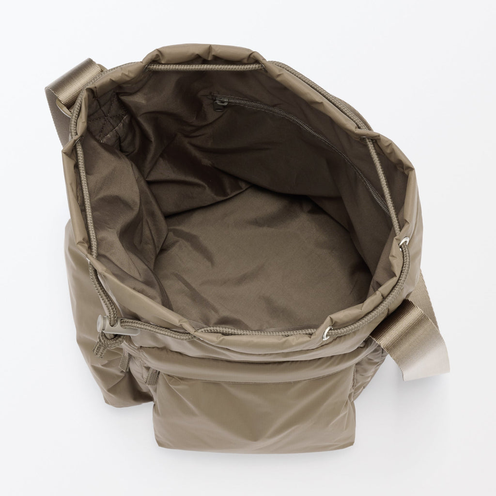 Water Repellent Padded Drawstring Bag