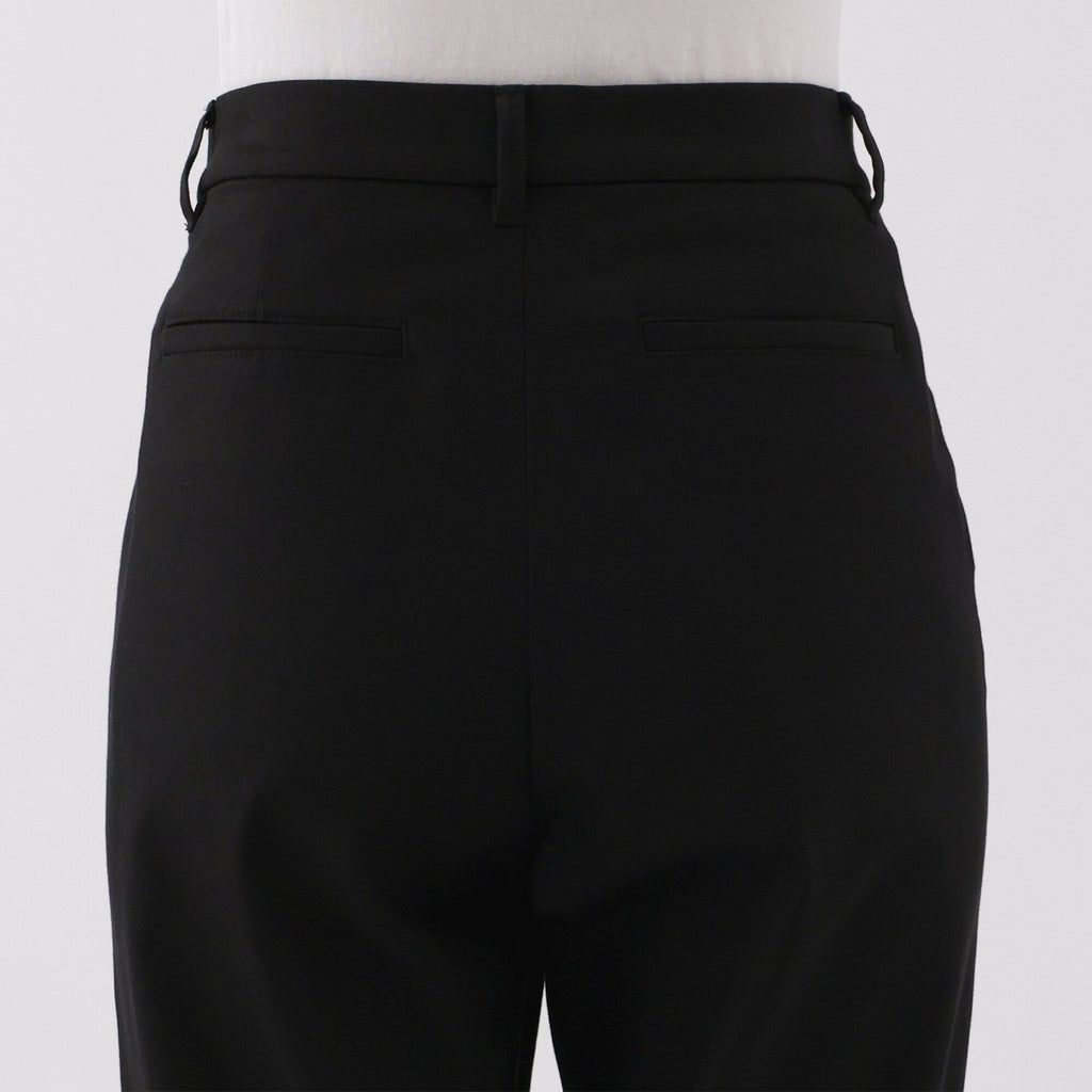 Chino Slim Tapered Pants