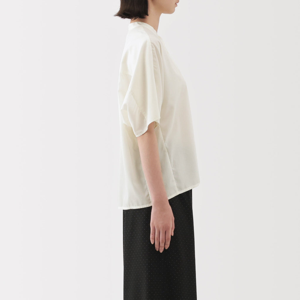 Lyocell Blend Half-Sleeve Blouse