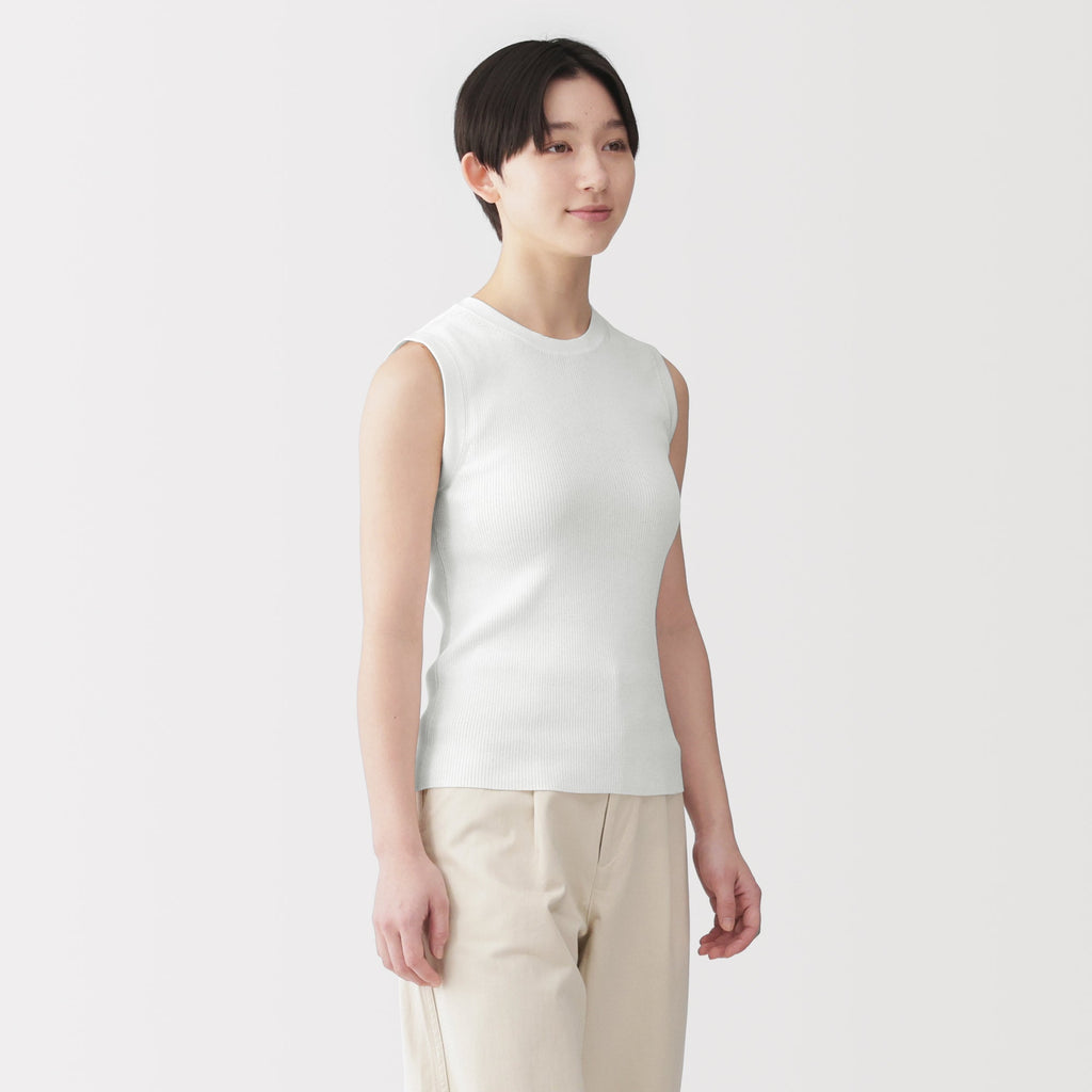 Light Knit Sleeveless Sweater