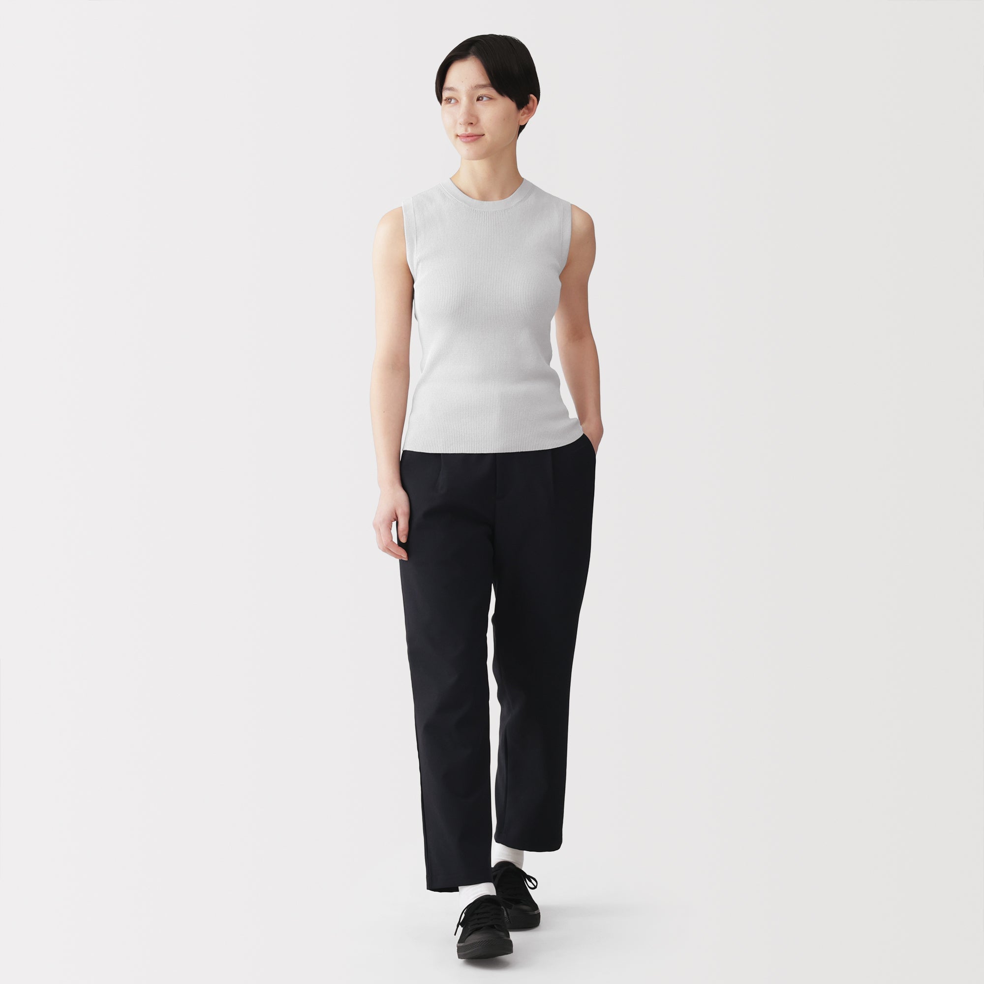 Light Knit Sleeveless Sweater