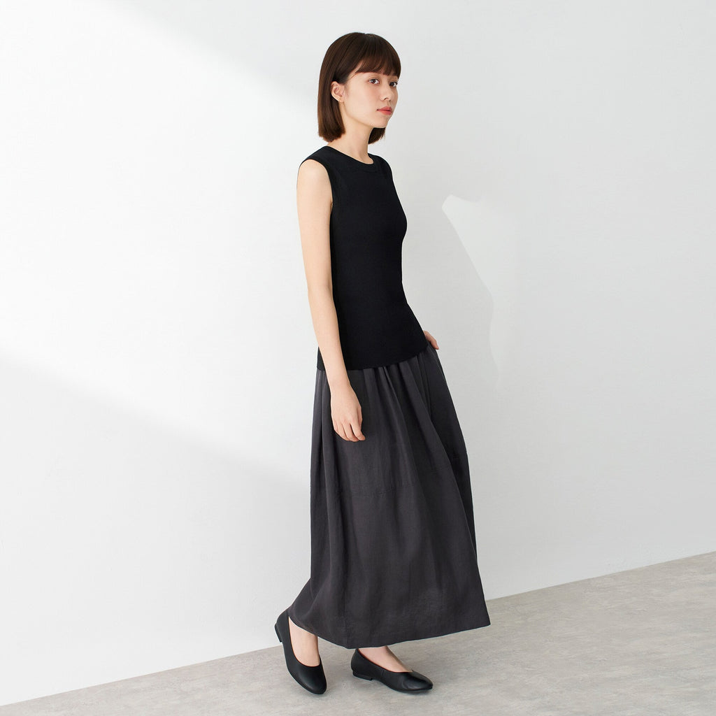 Light Knit Sleeveless Sweater