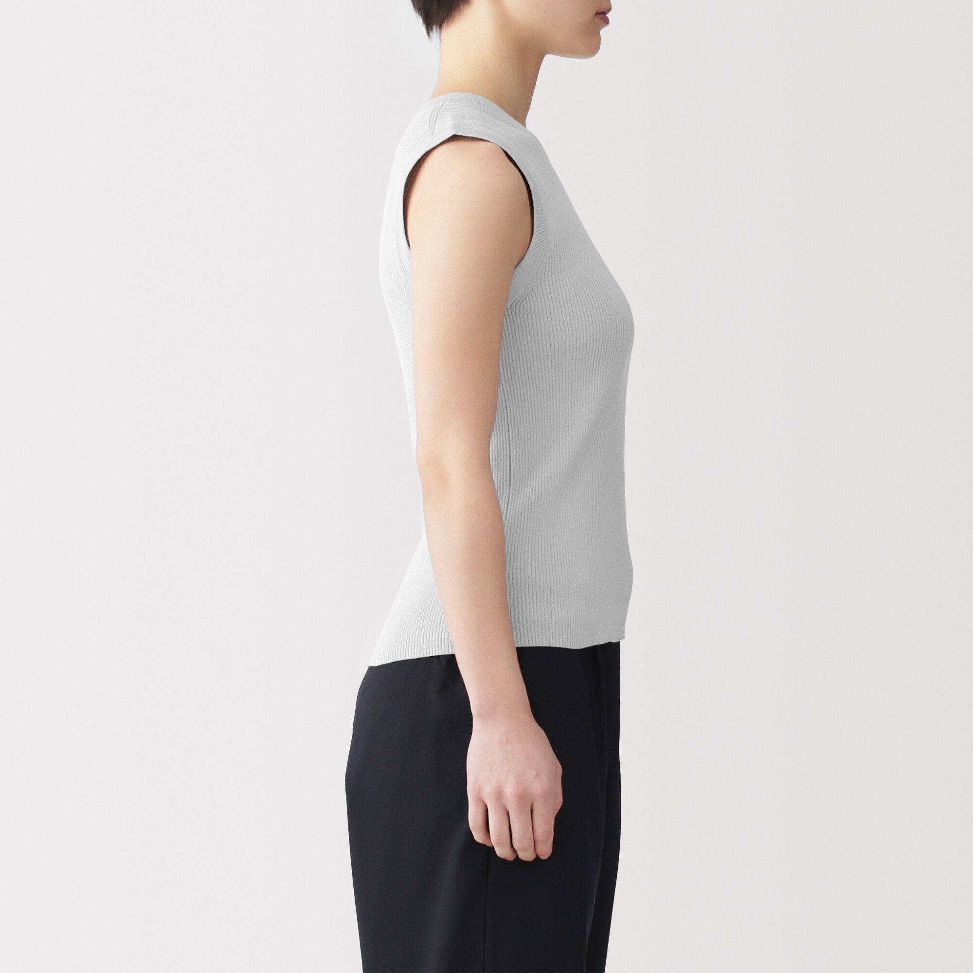 Light Knit Sleeveless Sweater