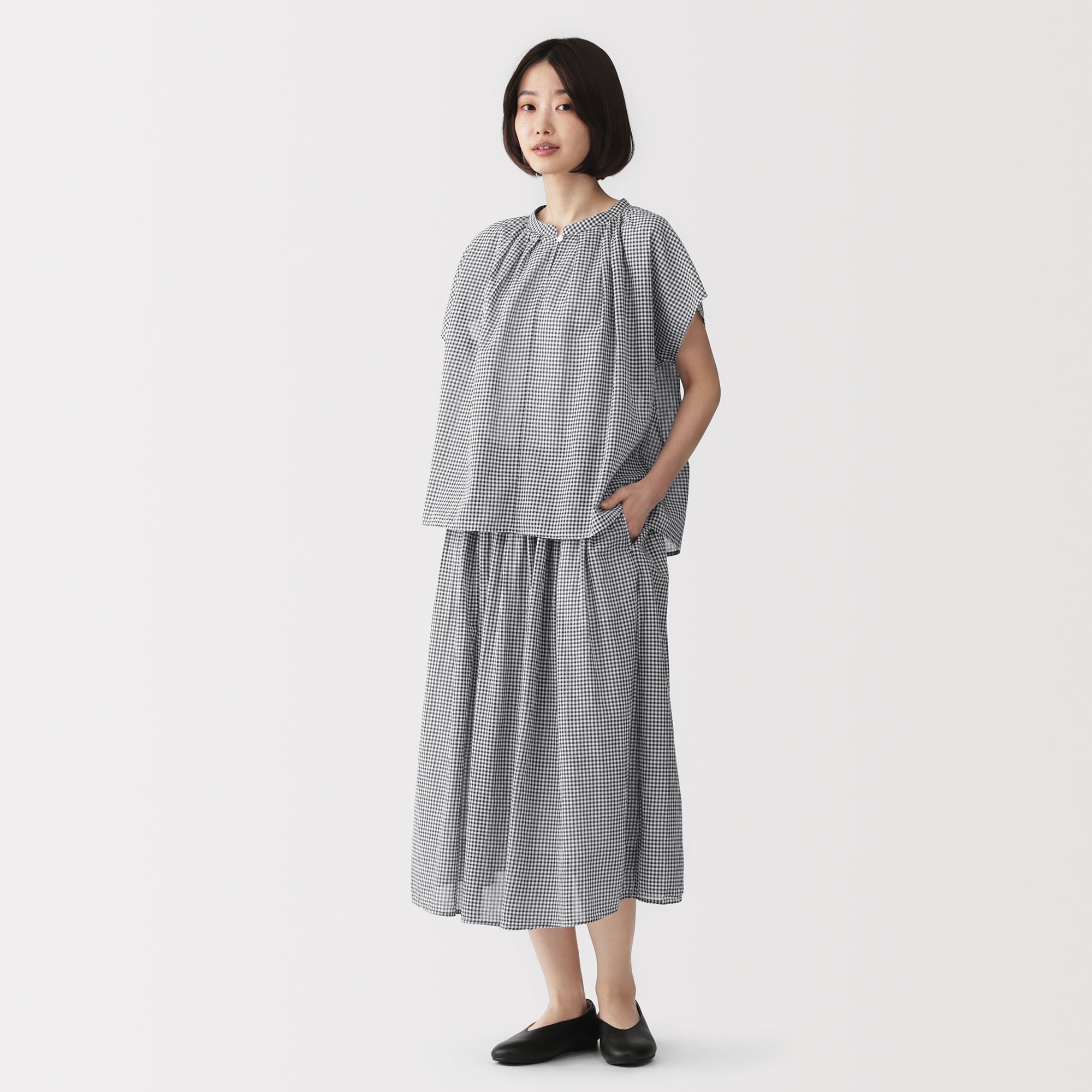 High-Twist Cotton Gathered Skirt