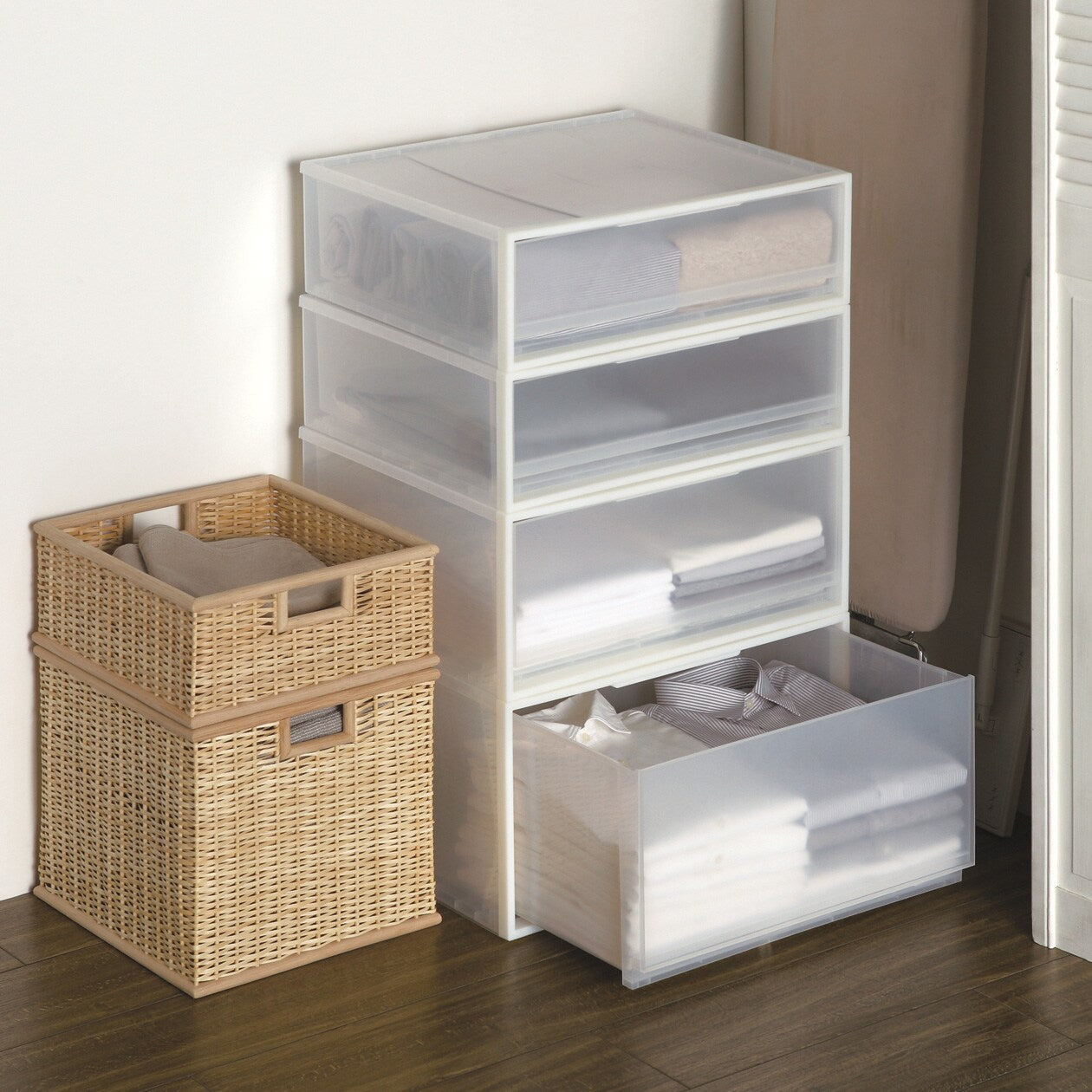 Polypropylene Storage Wide Drawer W21.7 x D17.5