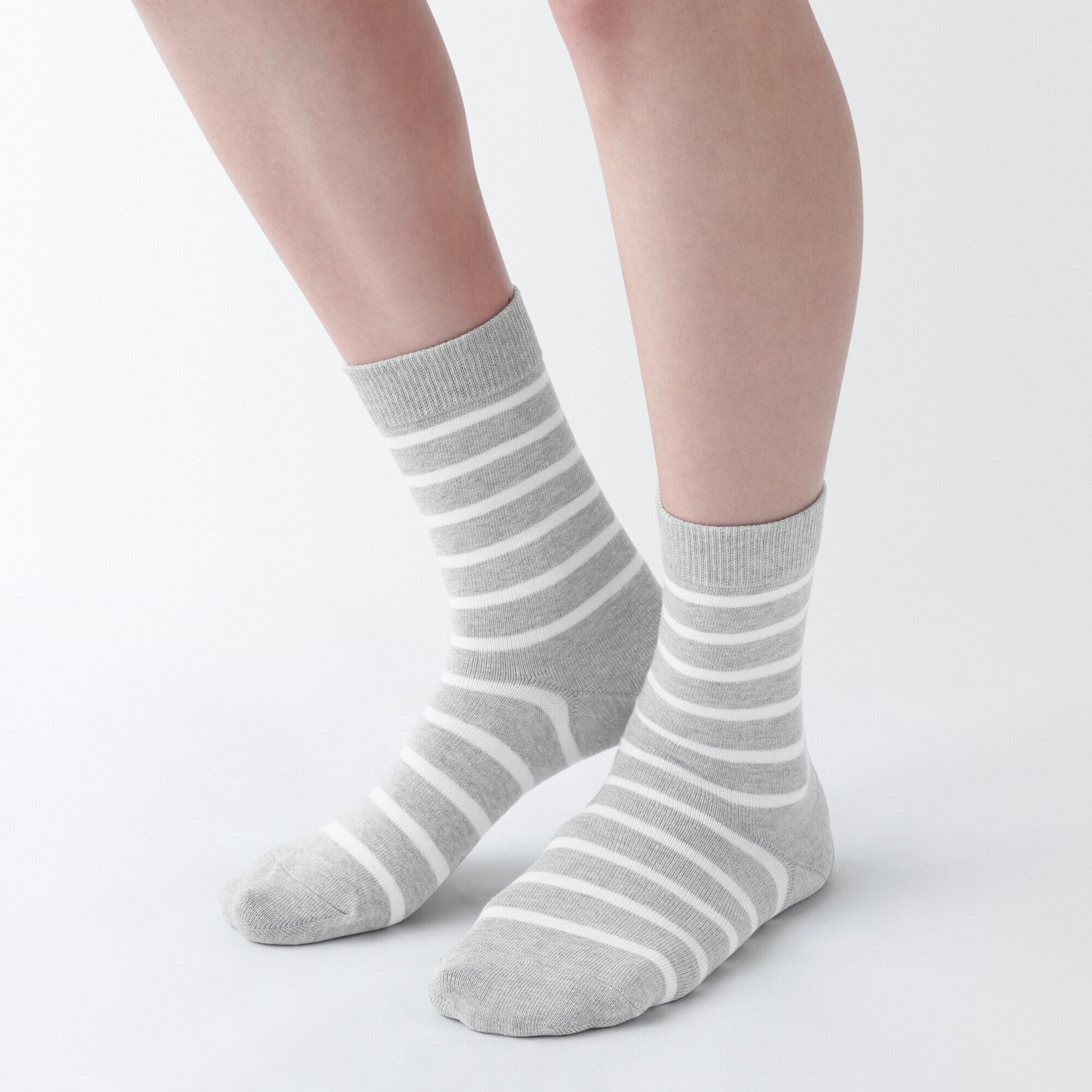 Right Angle 3 Layer Loose Top Socks