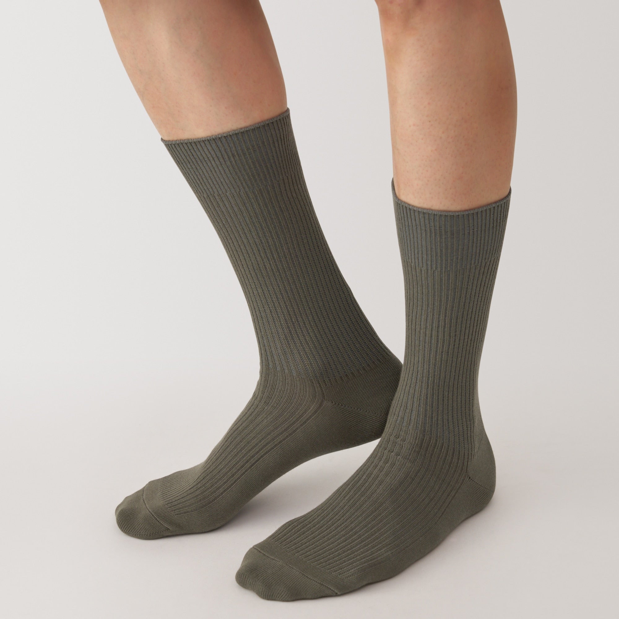 Right Angle Ribbed Socks