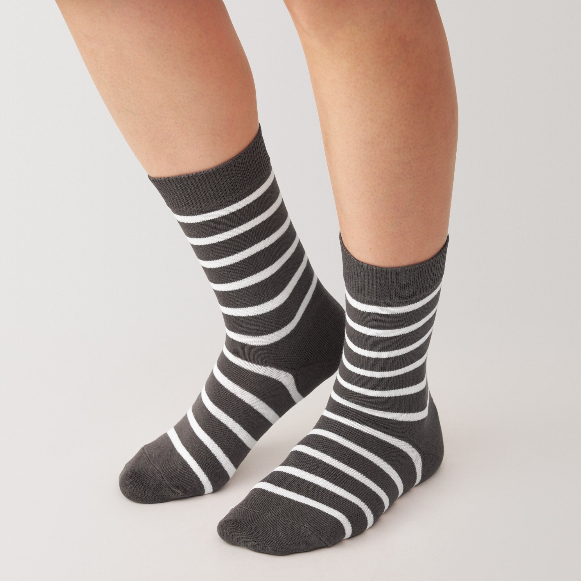 Right Angle 3 Layer Loose Top Socks